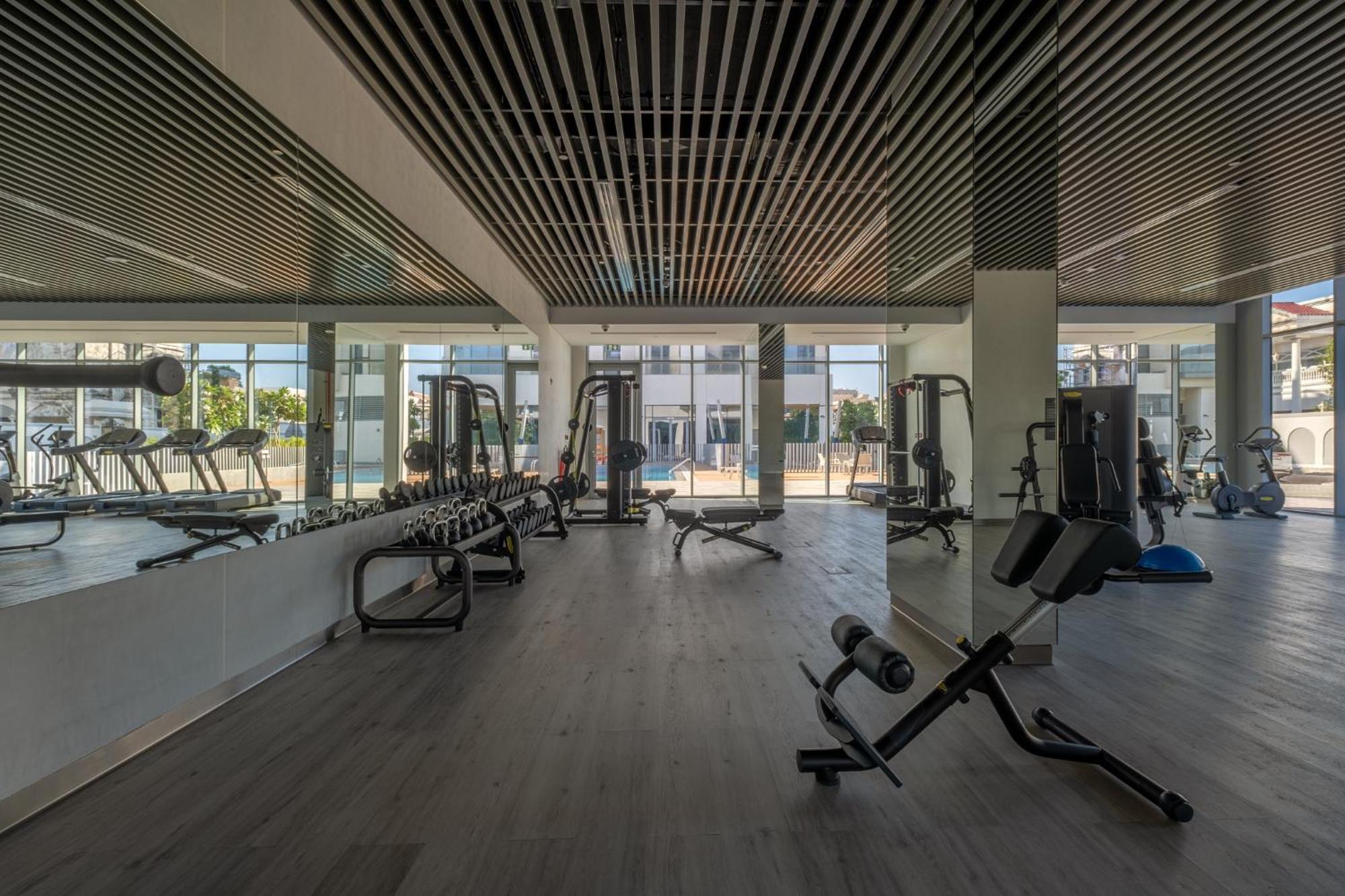 Apartment Canalfront - Location Up To 7 Guests Dubai