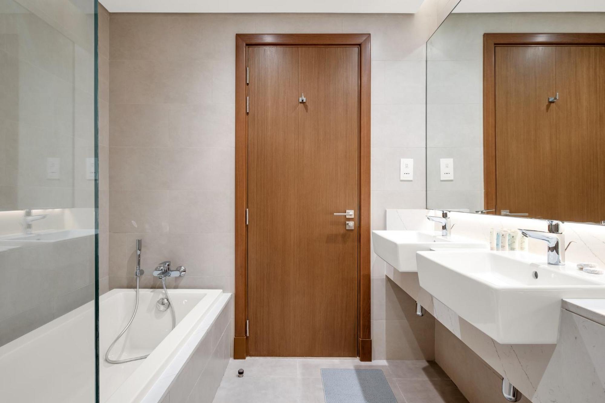 Canalfront - Location Up To 7 Guests Apartment *