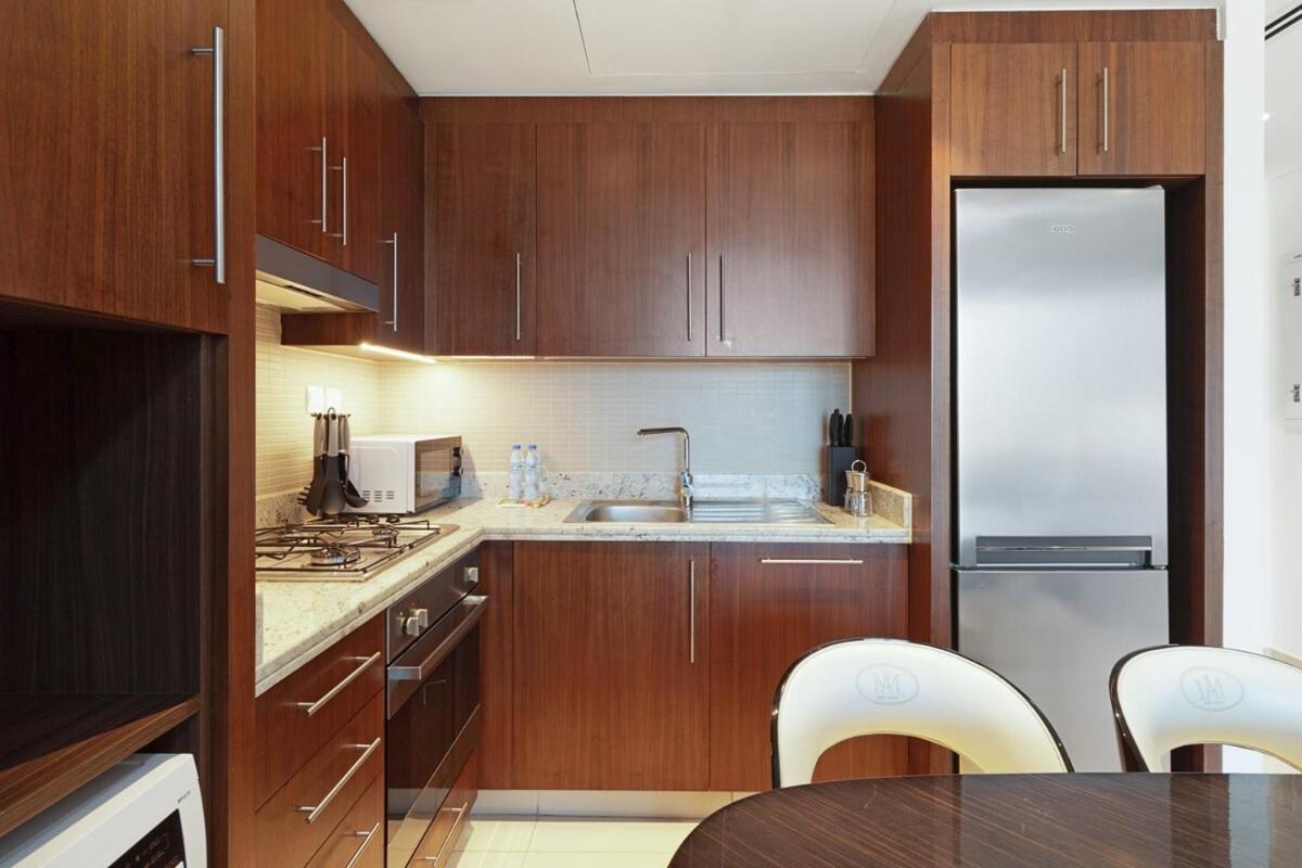 Downtown 1br W Burj Khalifa View