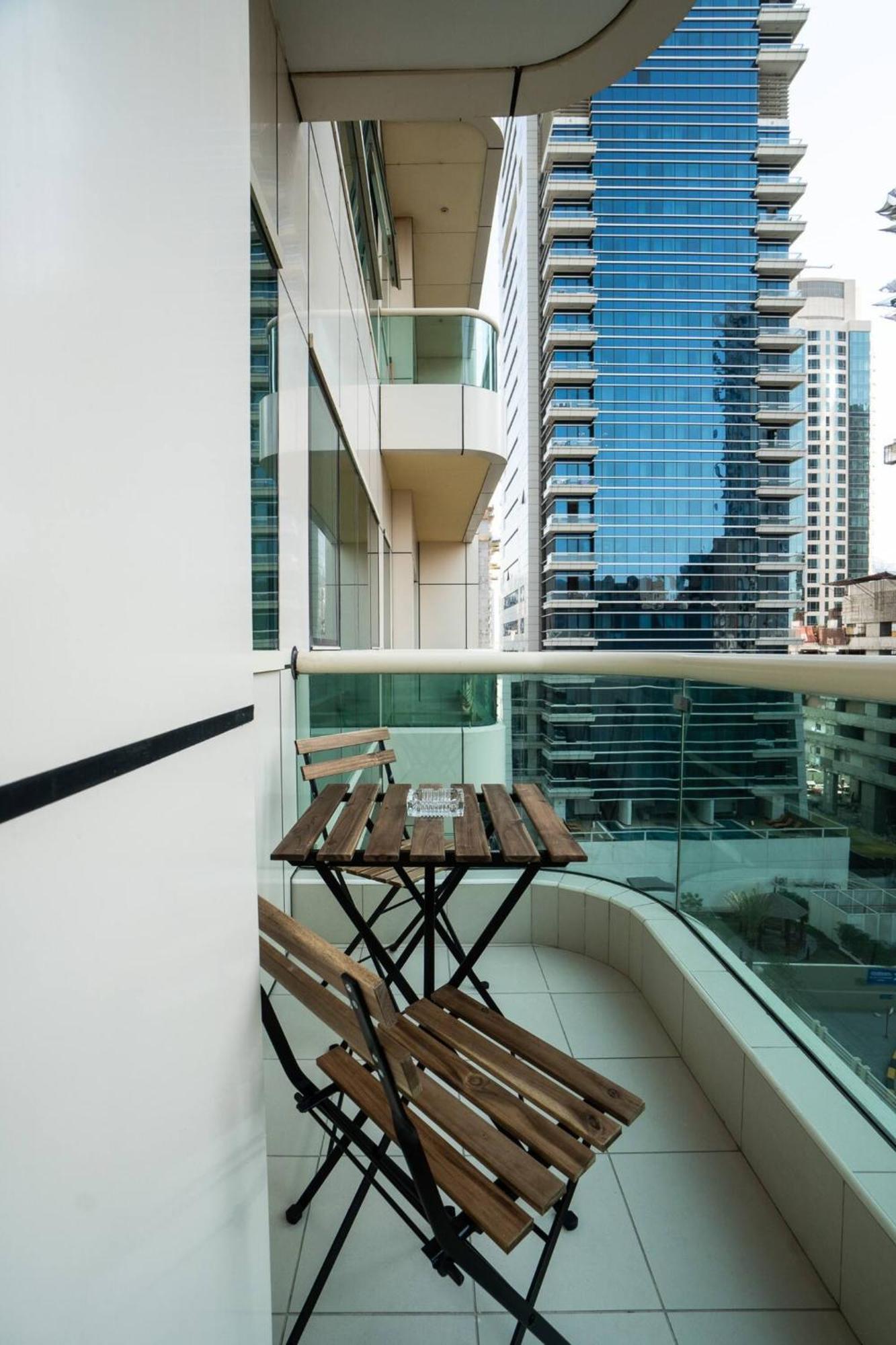 Vibrant One Bedroom In Jbr Apartment Dubai
