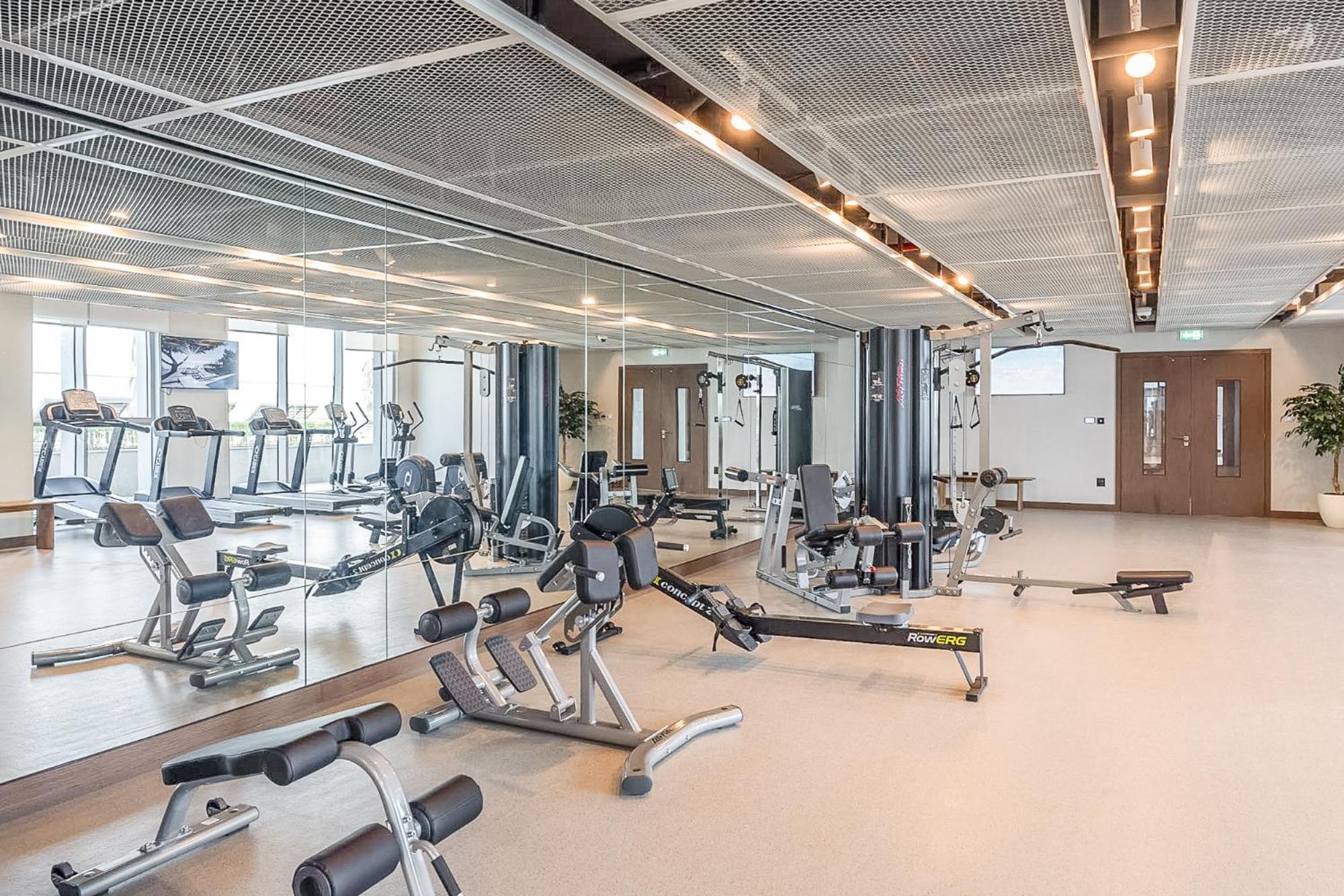 Apartment Serene Sea View Unit In Iconic Emaar Beachfront Dubai