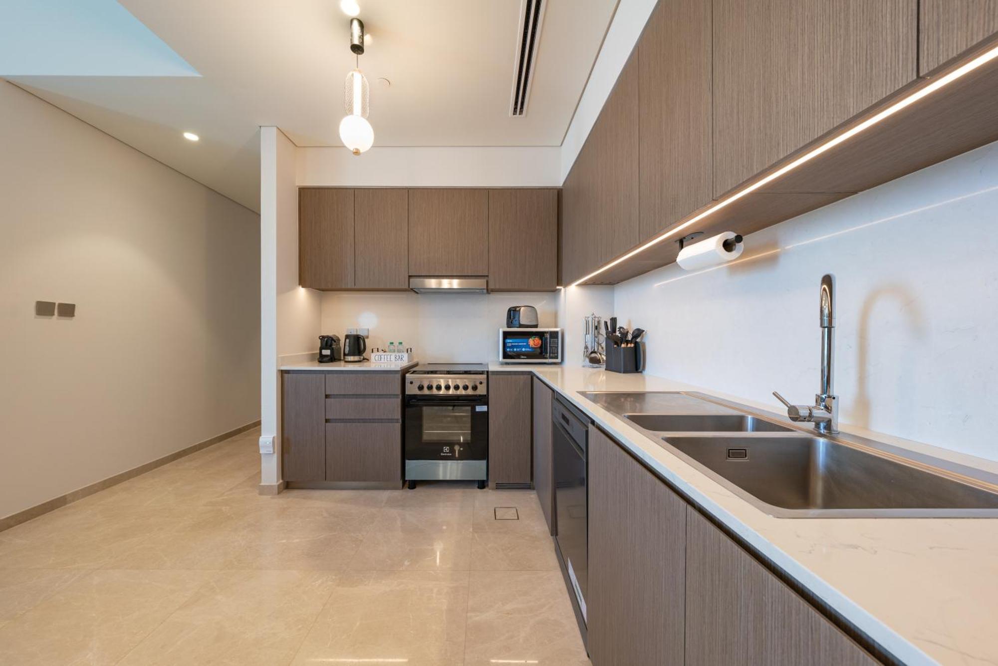 Apartment Skyline Majesty - Luxury Living With Full Burj Khalifa & Fountain Views - 1703 *