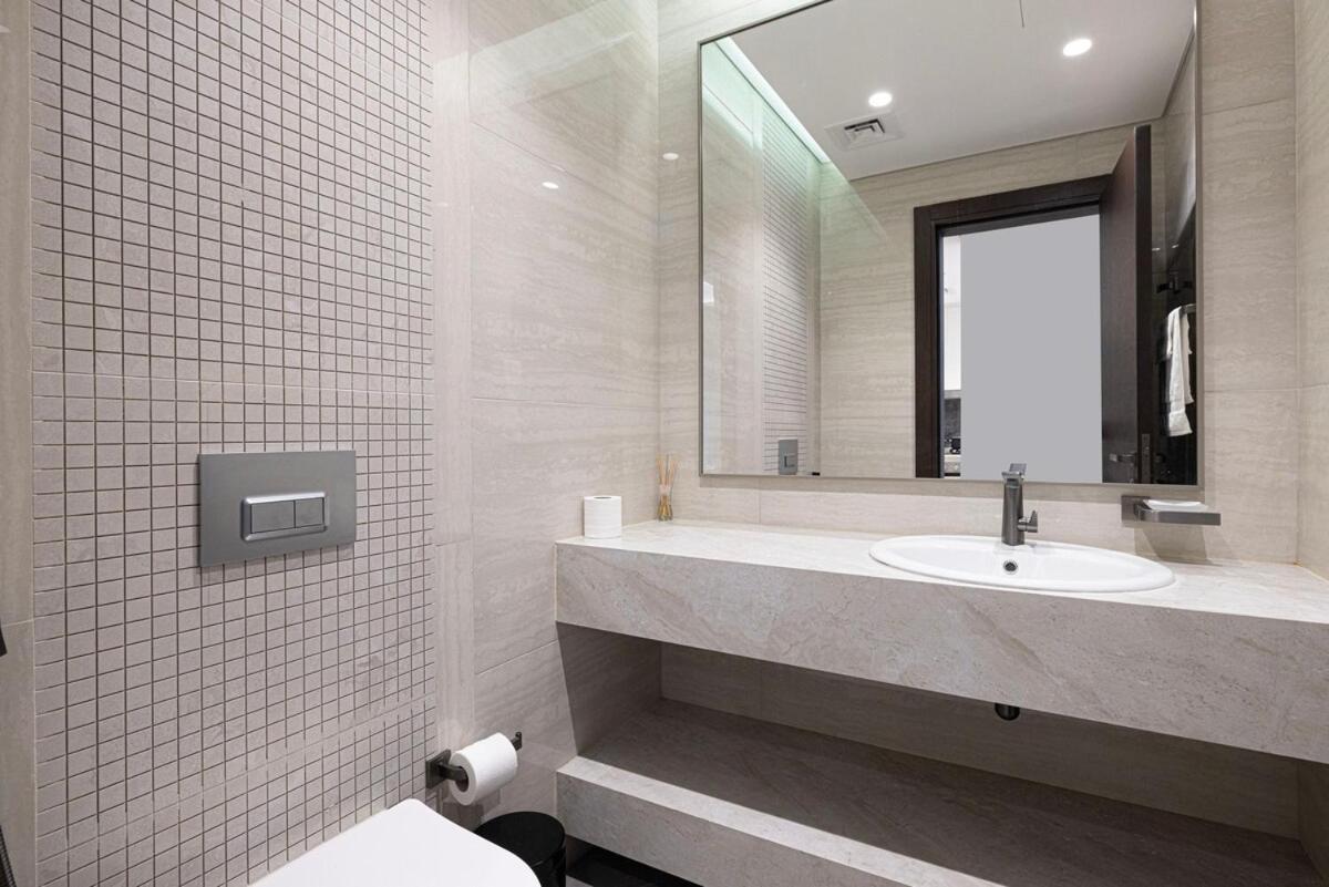 New 1br Business Bay W Burj View Apartment Dubai
