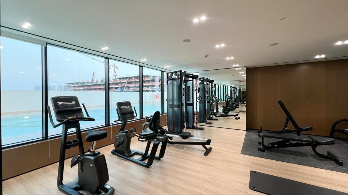 Apartment Brand New On Floor 1br W And Pool Dubai