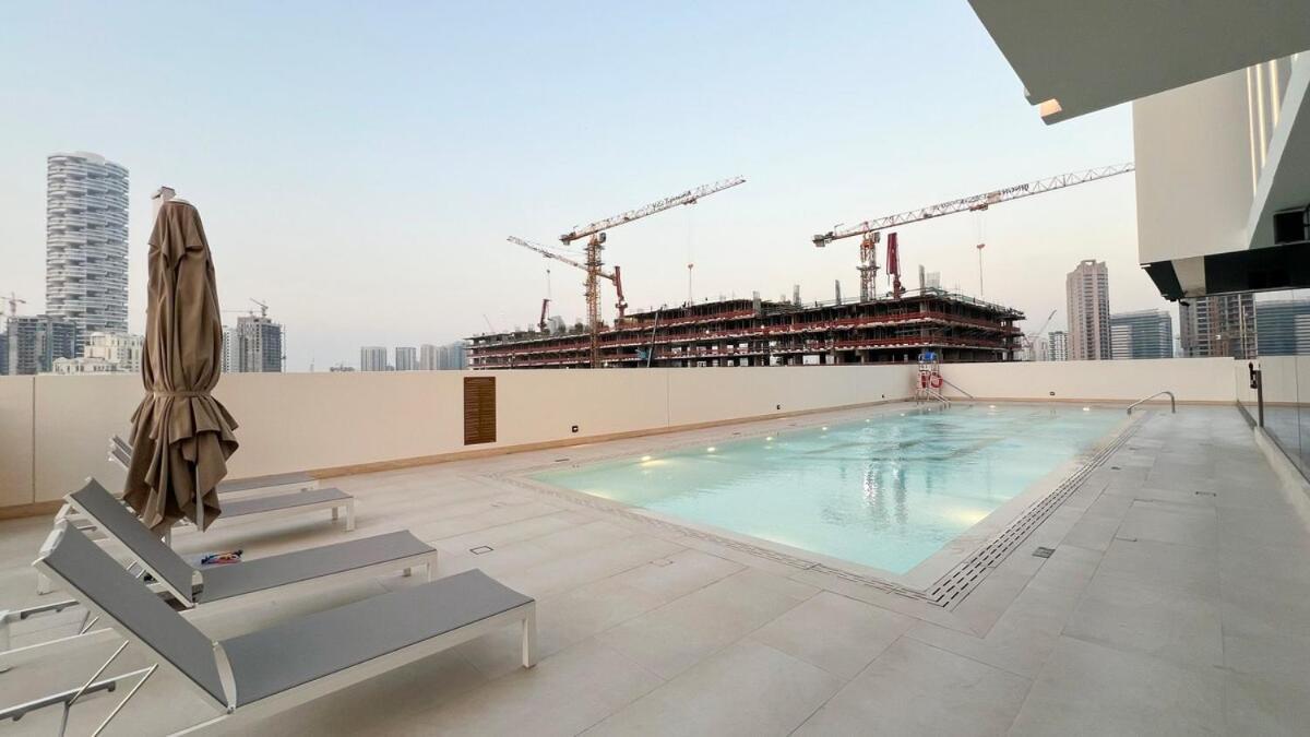 Brand New On Floor 1br W And Pool Dubai