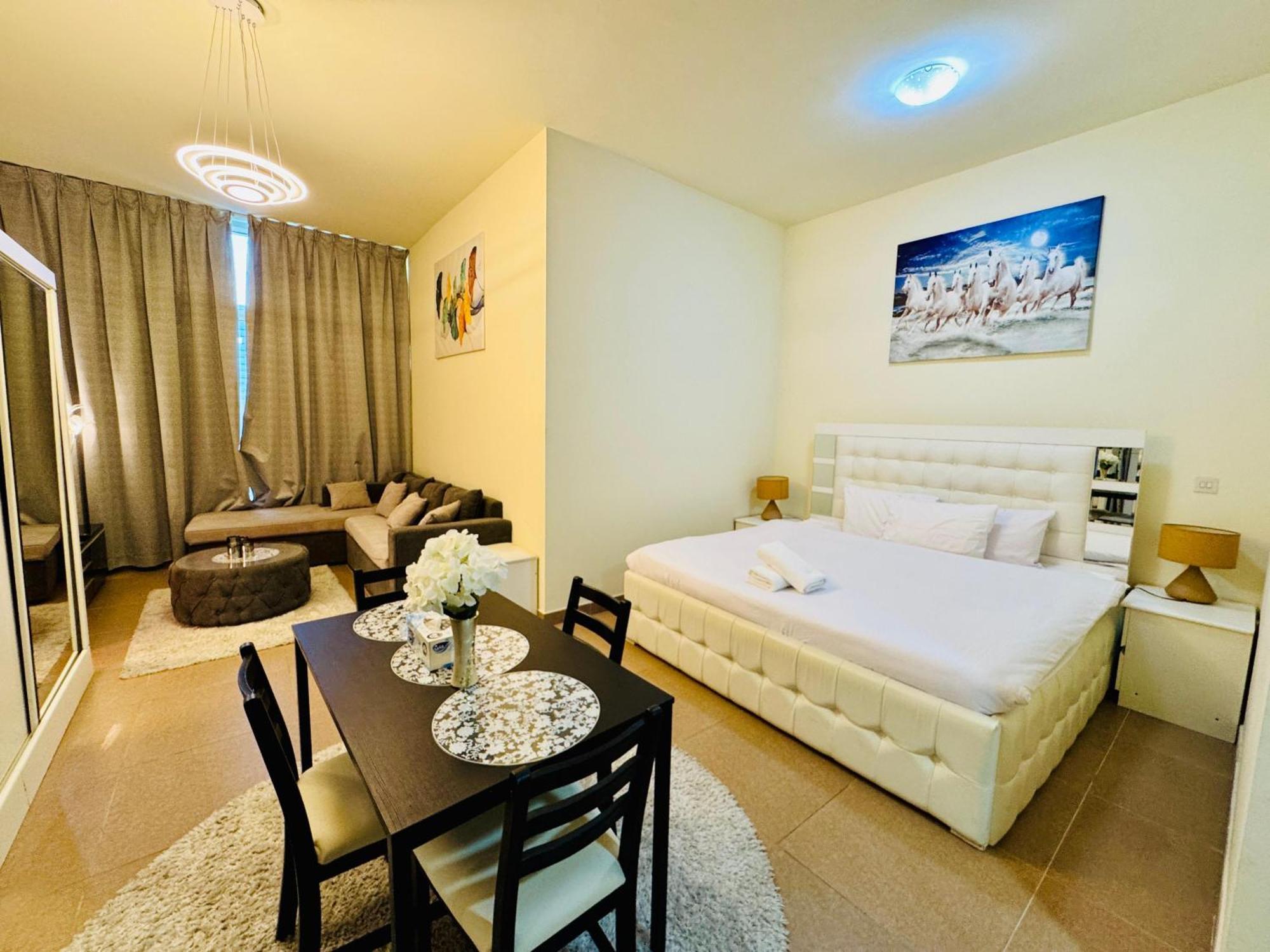 Apartment Hm1210 Premium Furnished In Business Bay