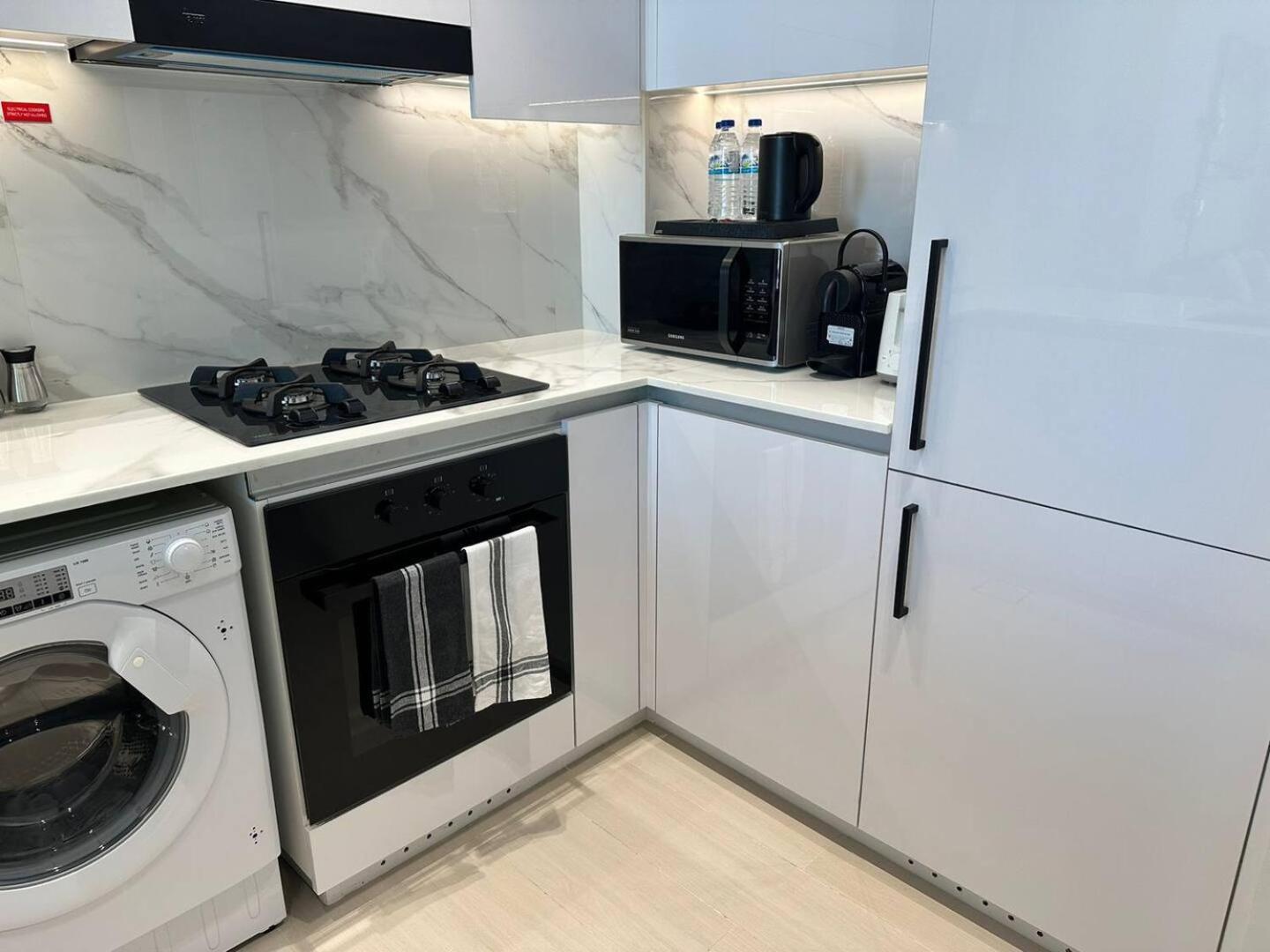 Cozy Modern 1-bedroom In Jvc Apartment Dubai
