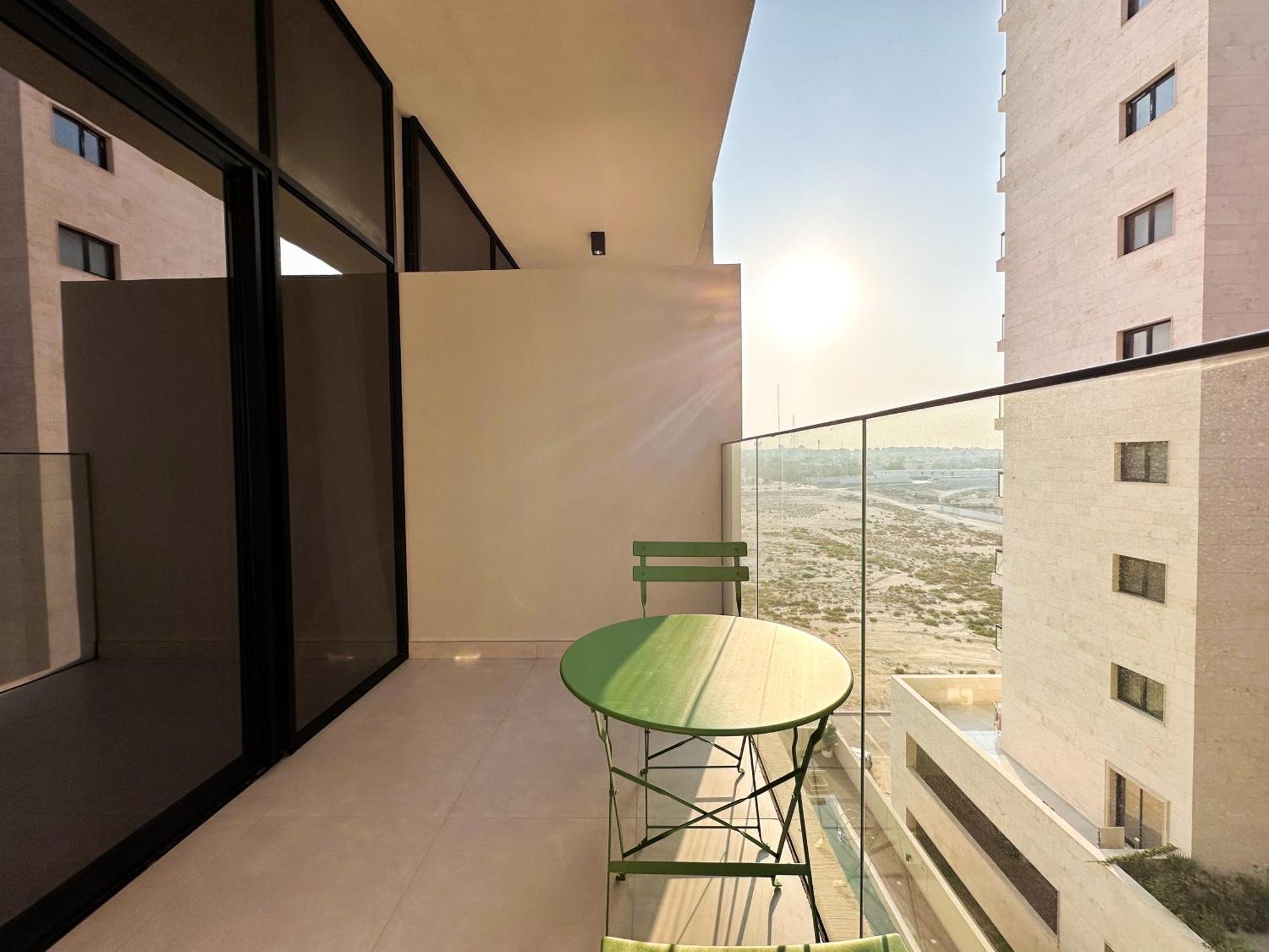 Apartment Stylish In The Heart Of Al Furjan 20ab4