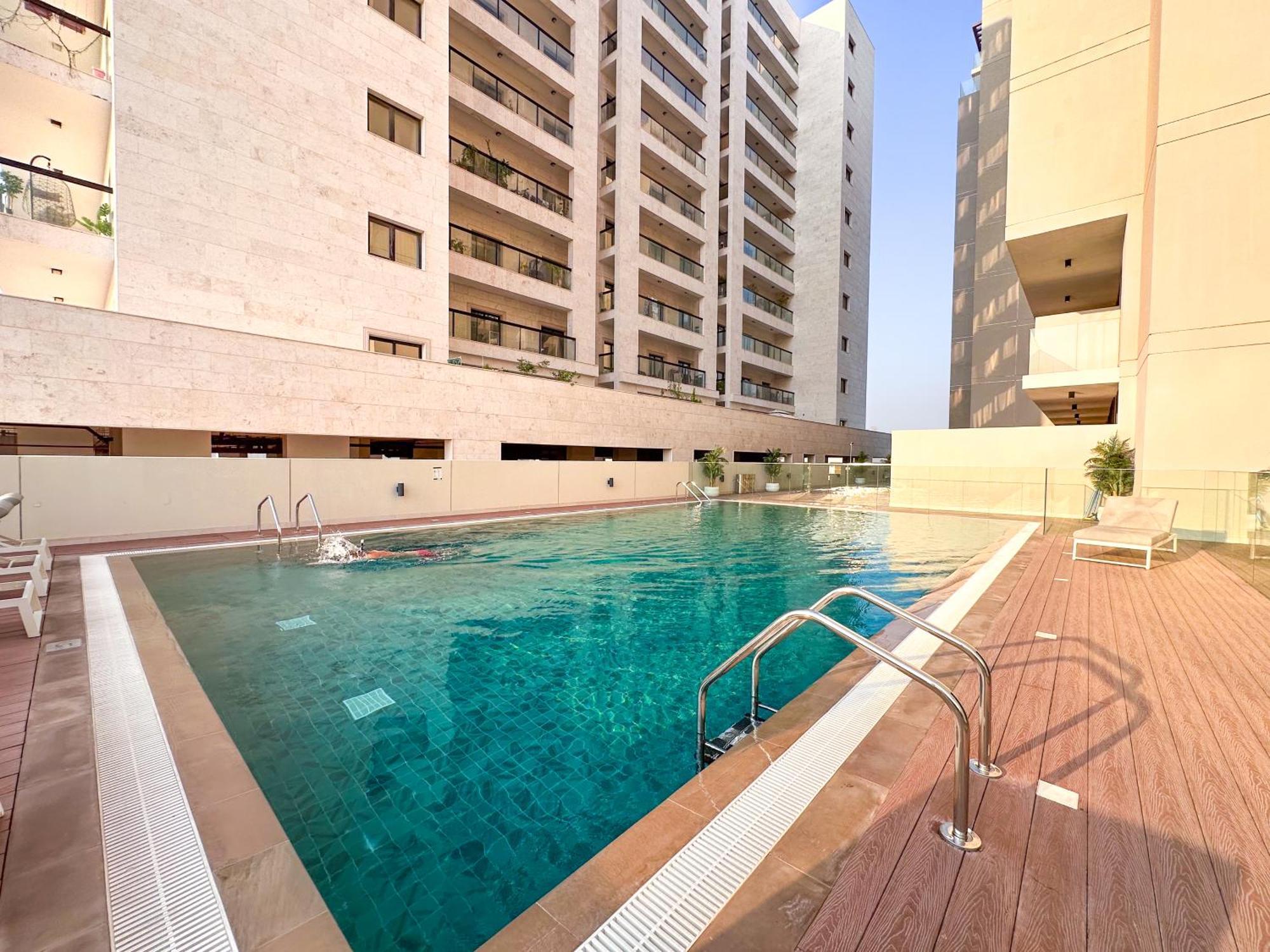 Stylish In The Heart Of Al Furjan 20ab4 Apartment *