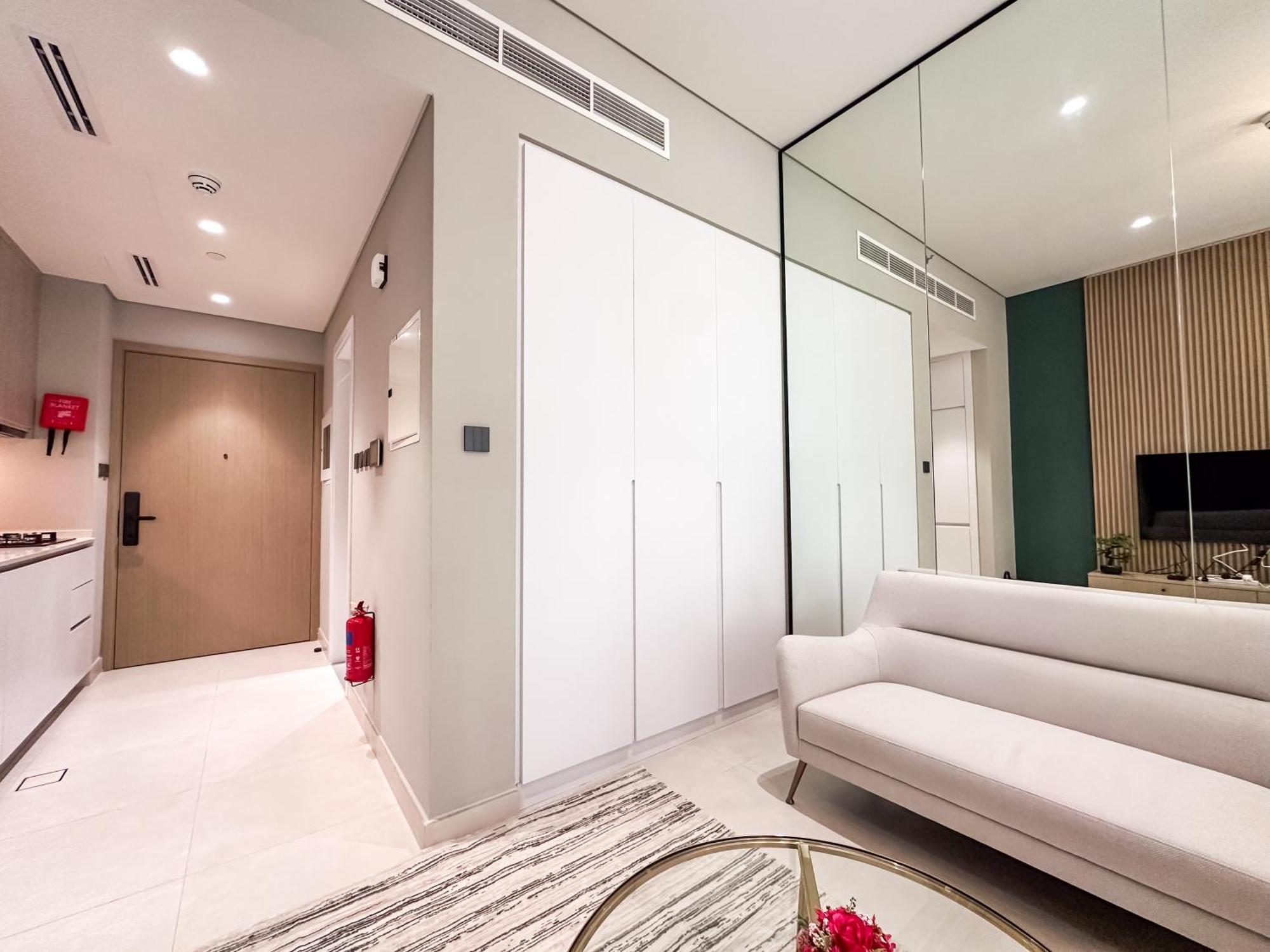 Stylish In The Heart Of Al Furjan 20ab4 *