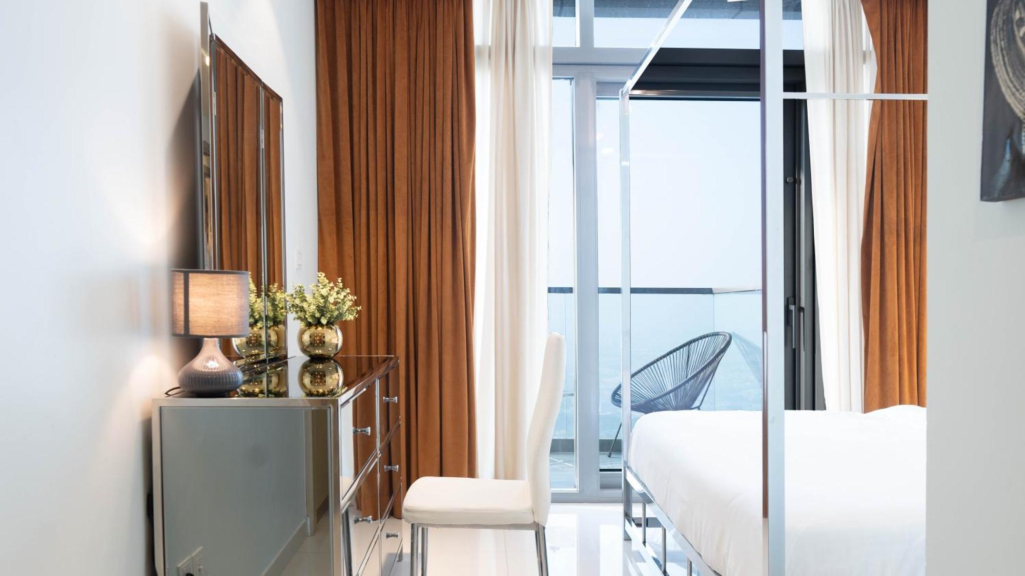 Keyrock Living - Luxe Retreat At Paramount Apartment *