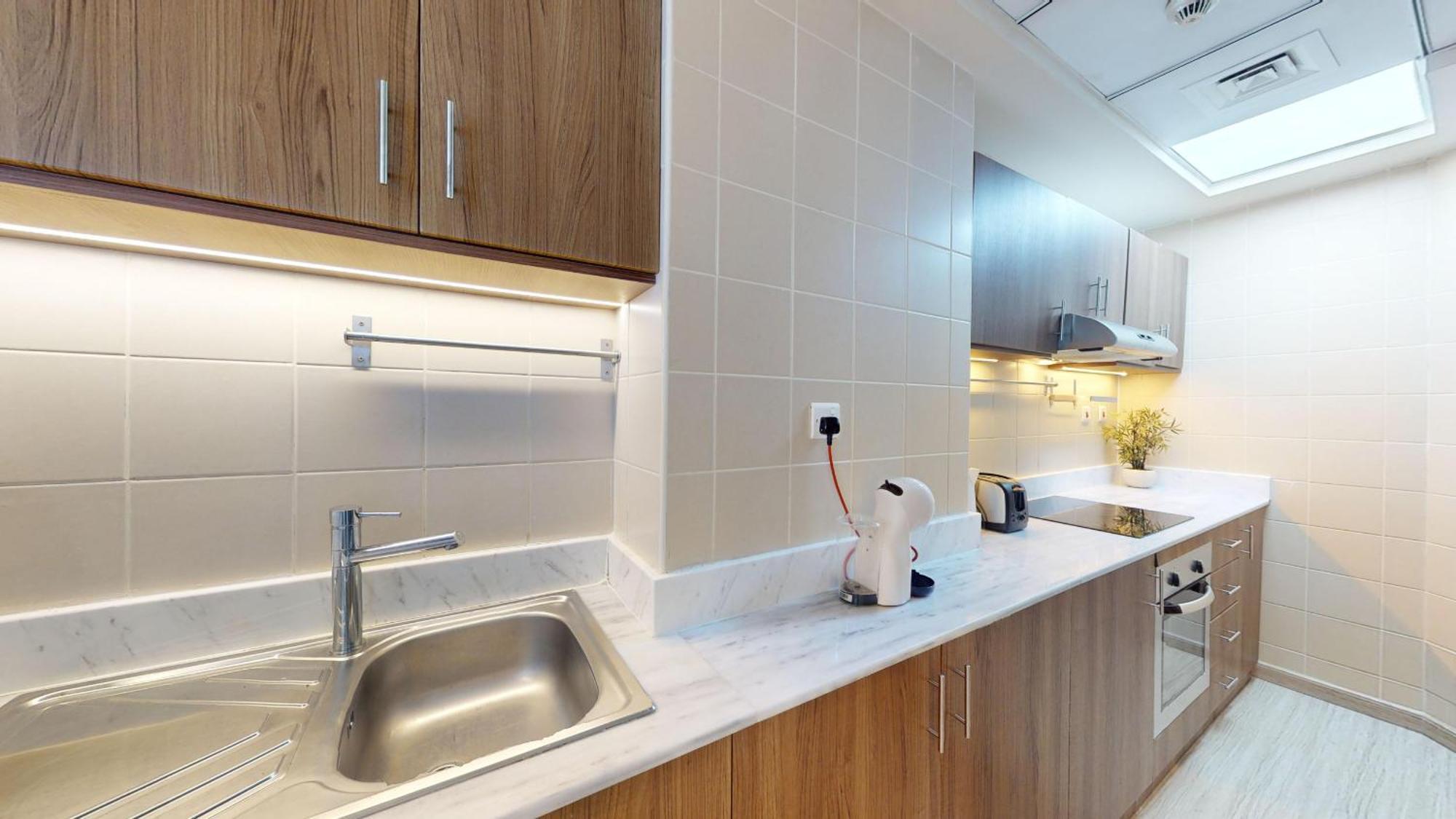 With 1 Bedroom In Marina Torch - Al Marsa St - Apartment Dubai