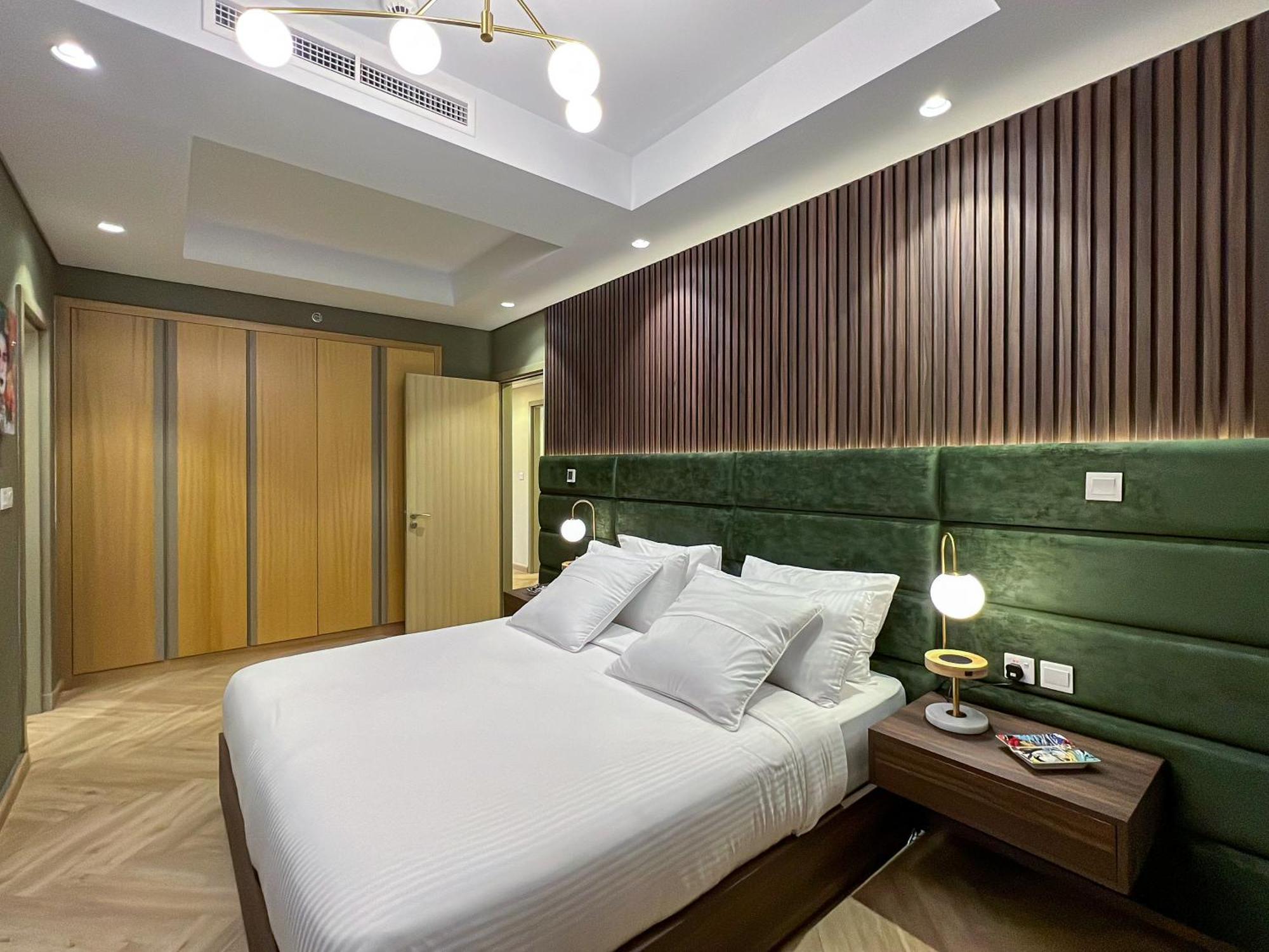 Keyrock Living - Skyline Escape At Paramount