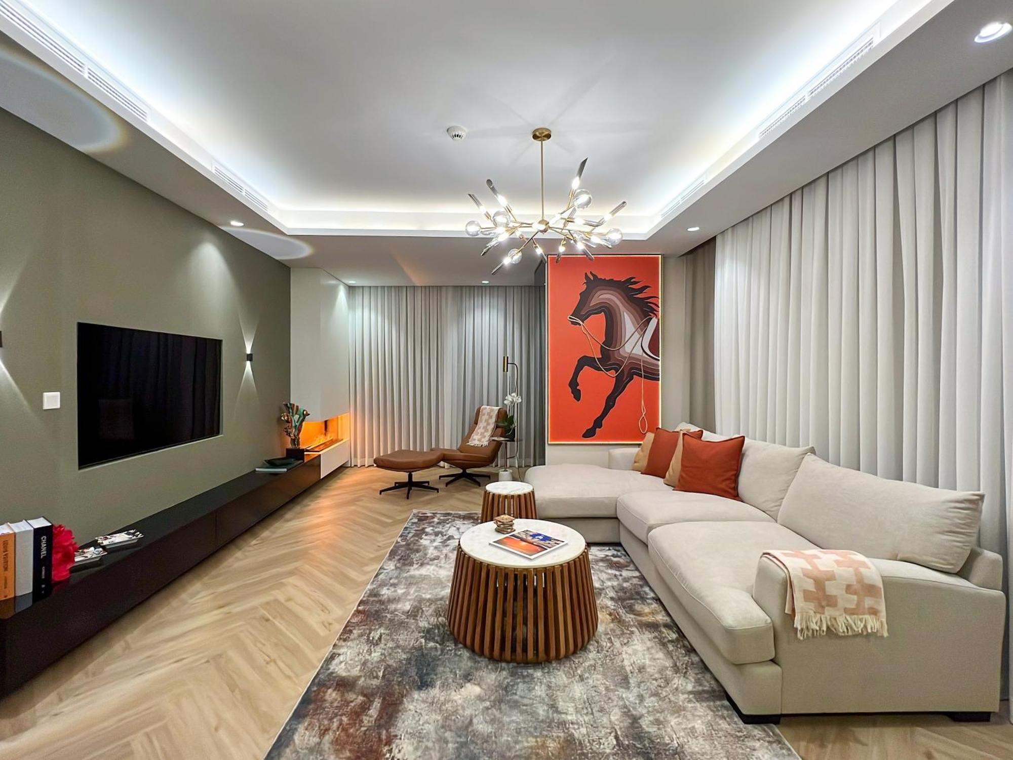Keyrock Living - Skyline Escape At Paramount