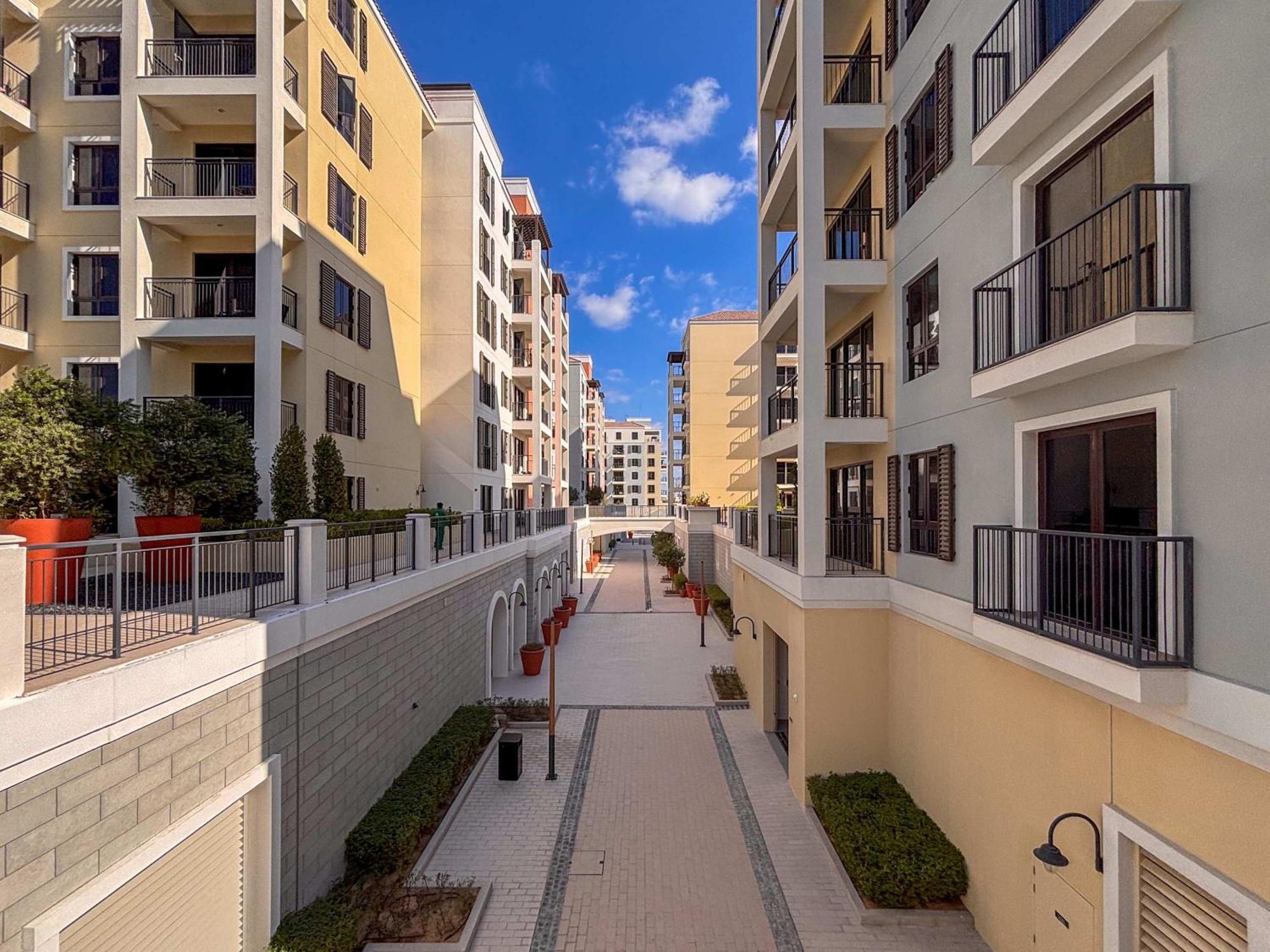 Apartment Frank Porter - La Sirene Dubai