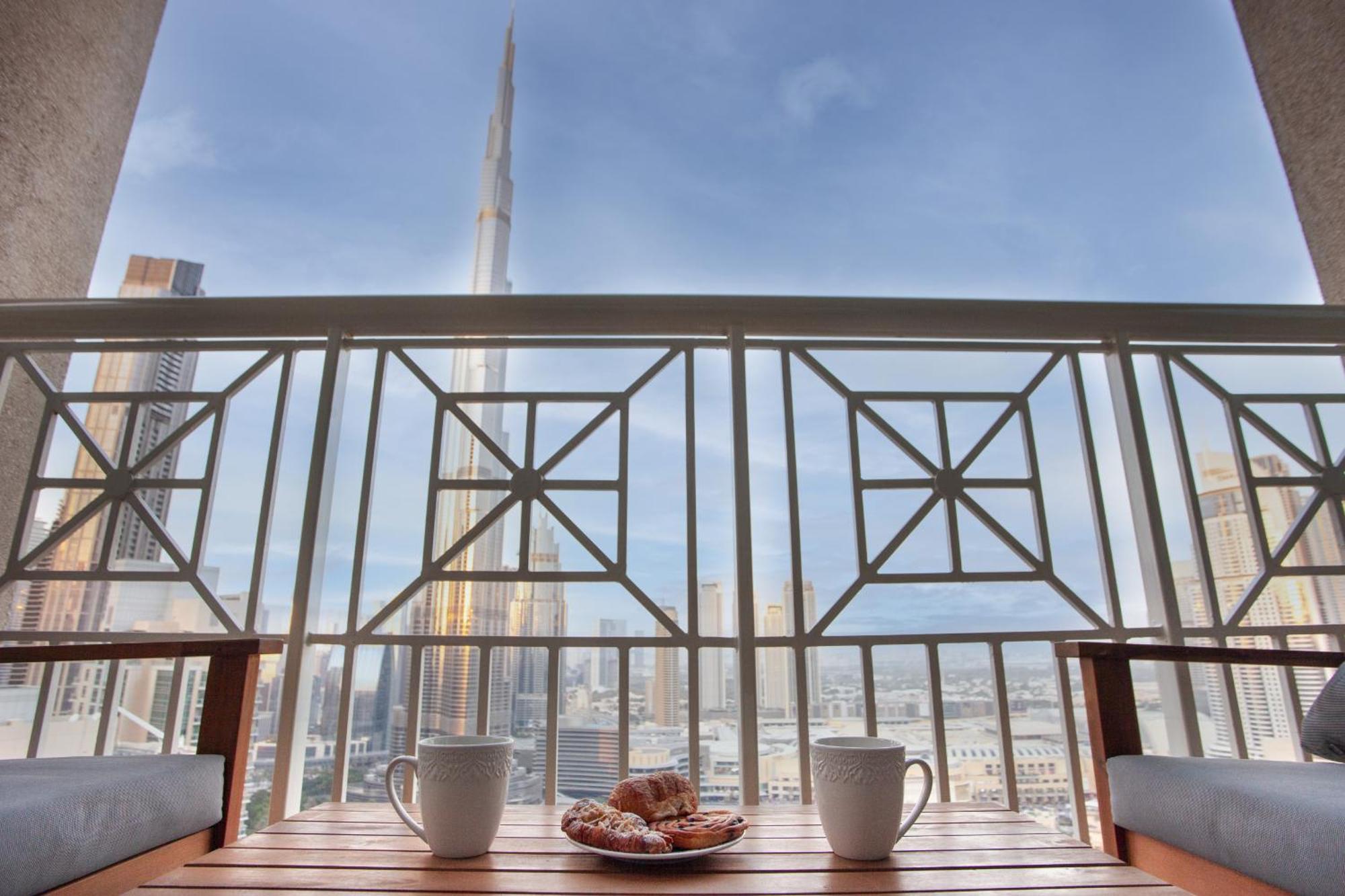 Signature Burj Khalifa View Apartment Dubai