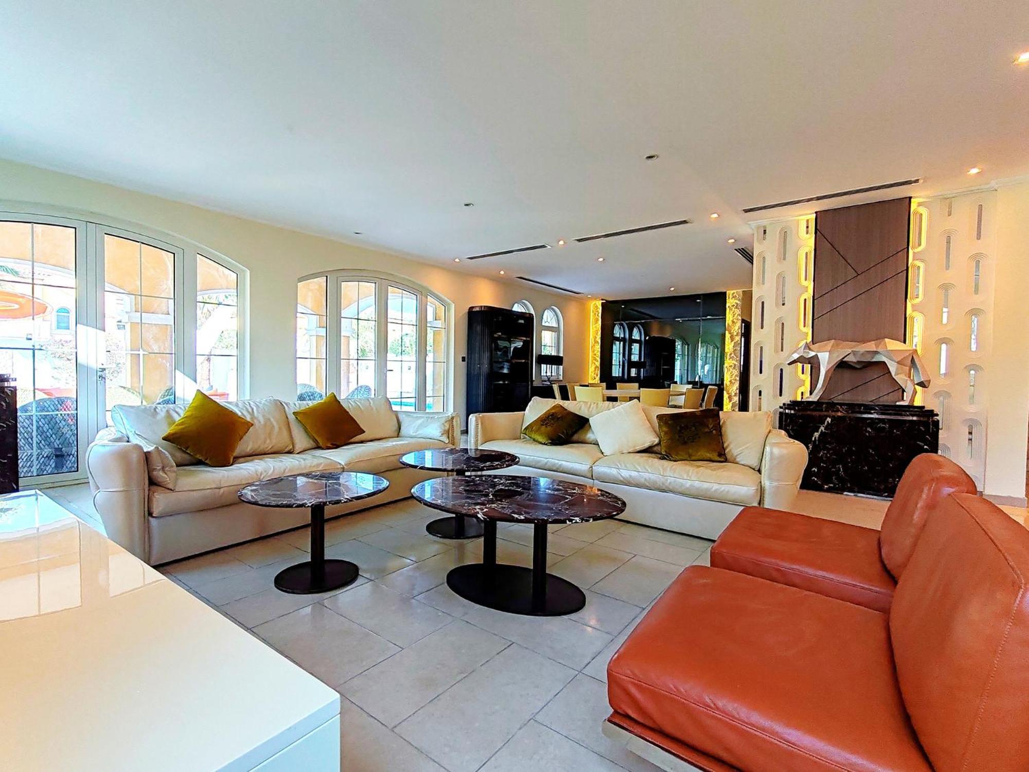 Royal Private Pool, Lux 7-bedroom On Marina *