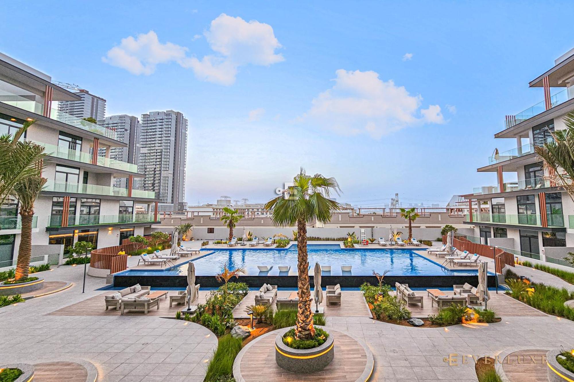 Striking 1-bedroom In Oxford 212, Jvc Apartment *