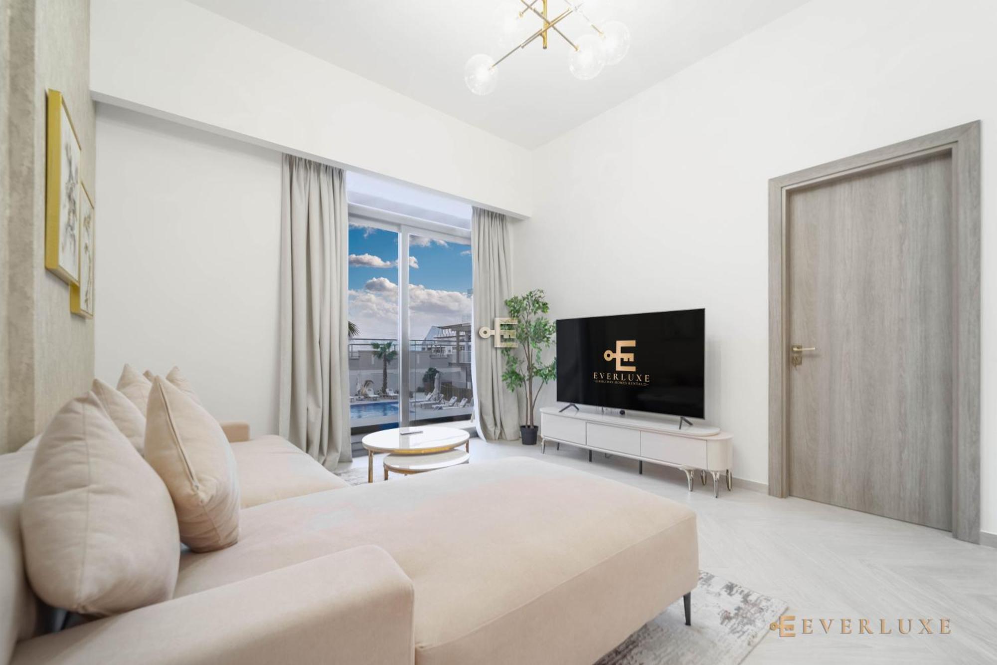 Striking 1-bedroom In Oxford 212, Jvc