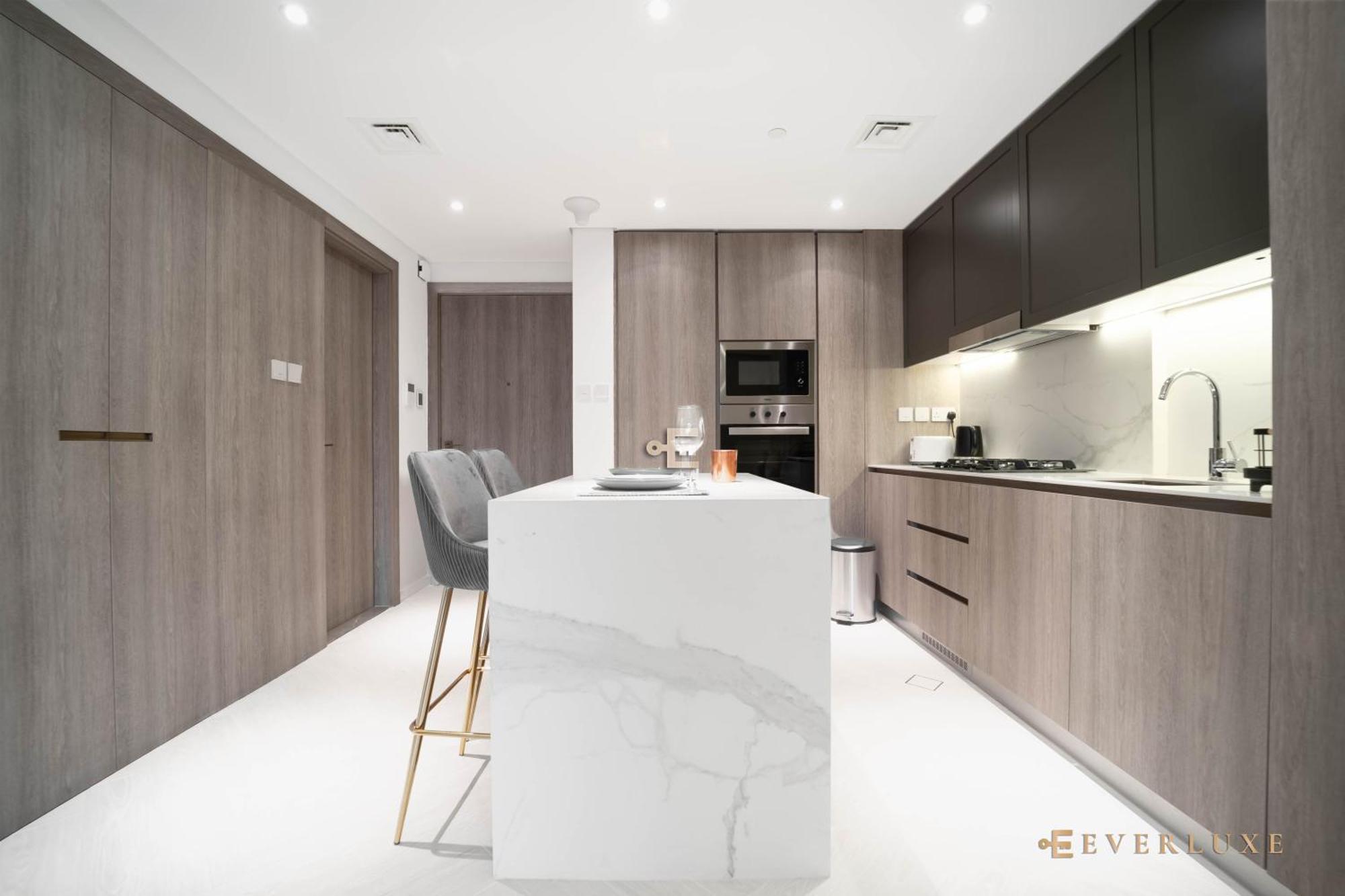 Striking 1-bedroom In Oxford 212, Jvc * Dubai