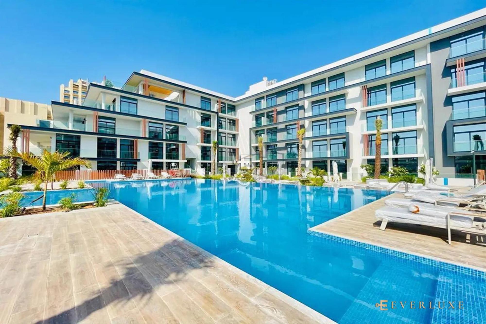 Apartment Striking 1-bedroom In Oxford 212, Jvc *