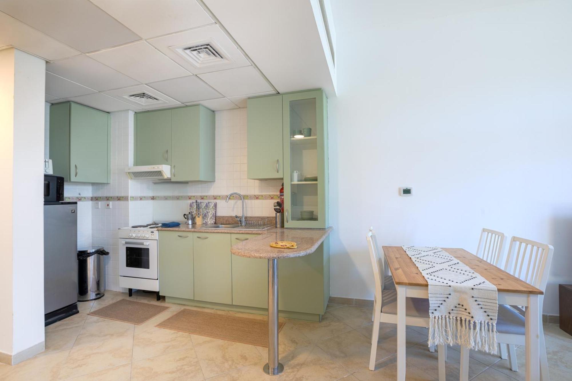 Apartment Spacious In A Oasis *