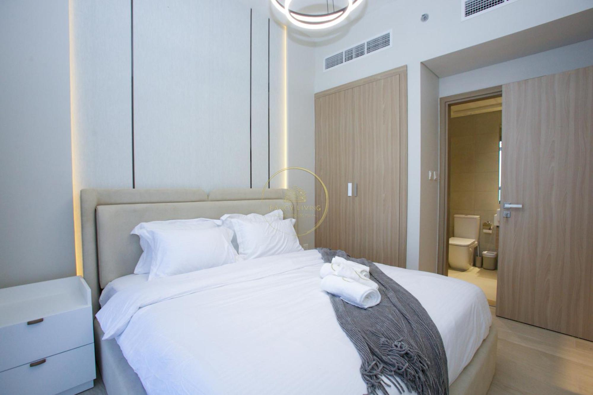 Azizi Riviera 46-431 Apartment