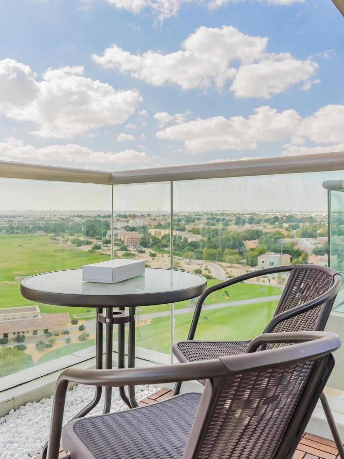 Luxurious - Golf View - Sports - *