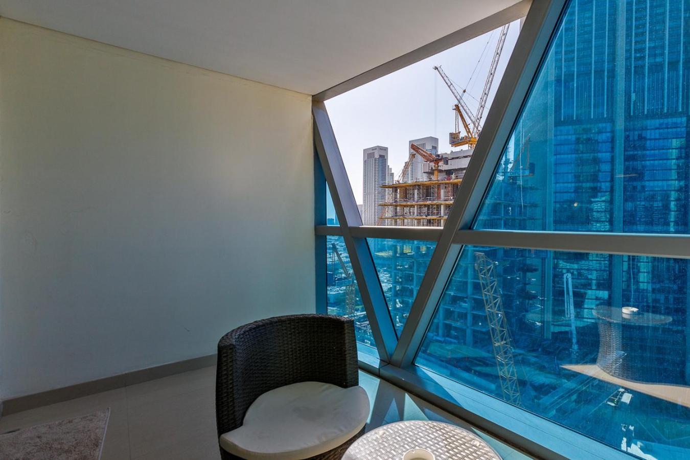 Near Metro Station - 1br In Park Towers,difc - Allsopp & Allsopp Dubai