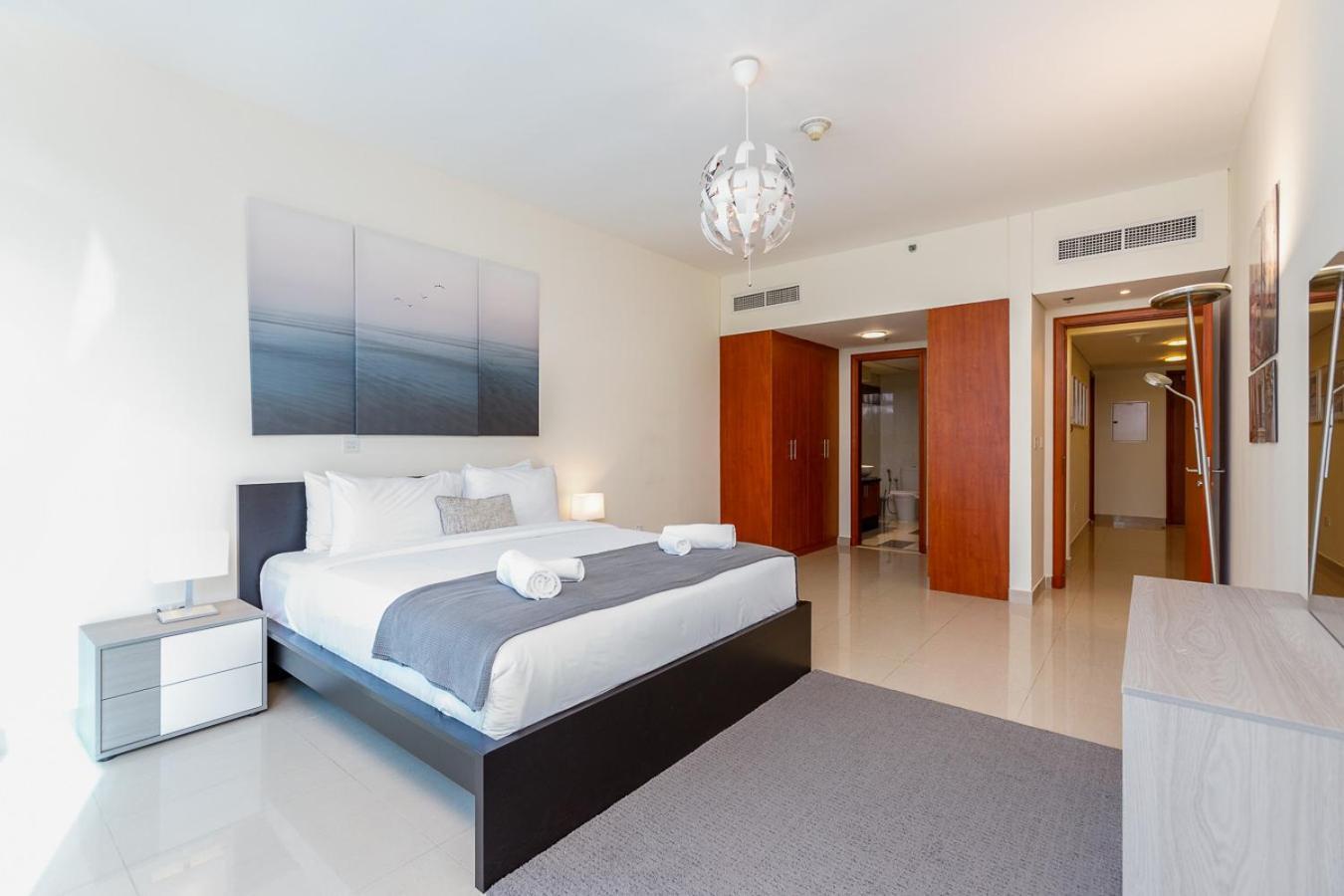 Near Metro Station - 1br In Park Towers,difc - Allsopp & Allsopp Dubai