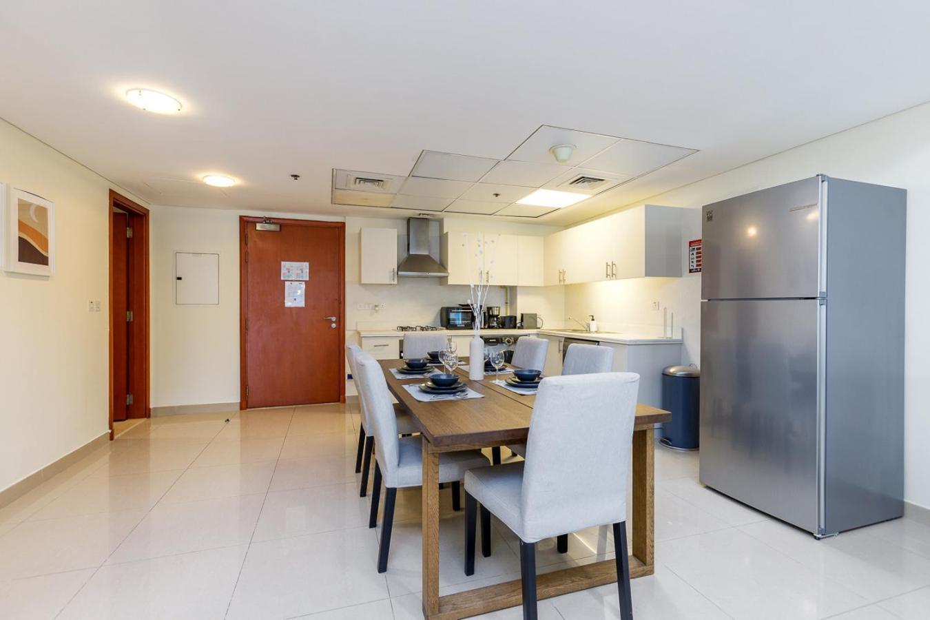 Near Metro Station - 1br In Park Towers,difc - Allsopp & Allsopp Apartment