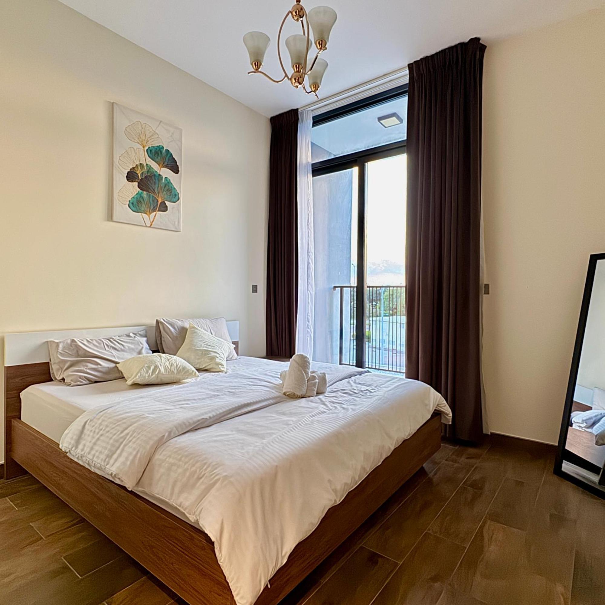 Villa Serene & Spacious 3br En-suite With Assistant's - Walk To Mall & Restaurants Dubai