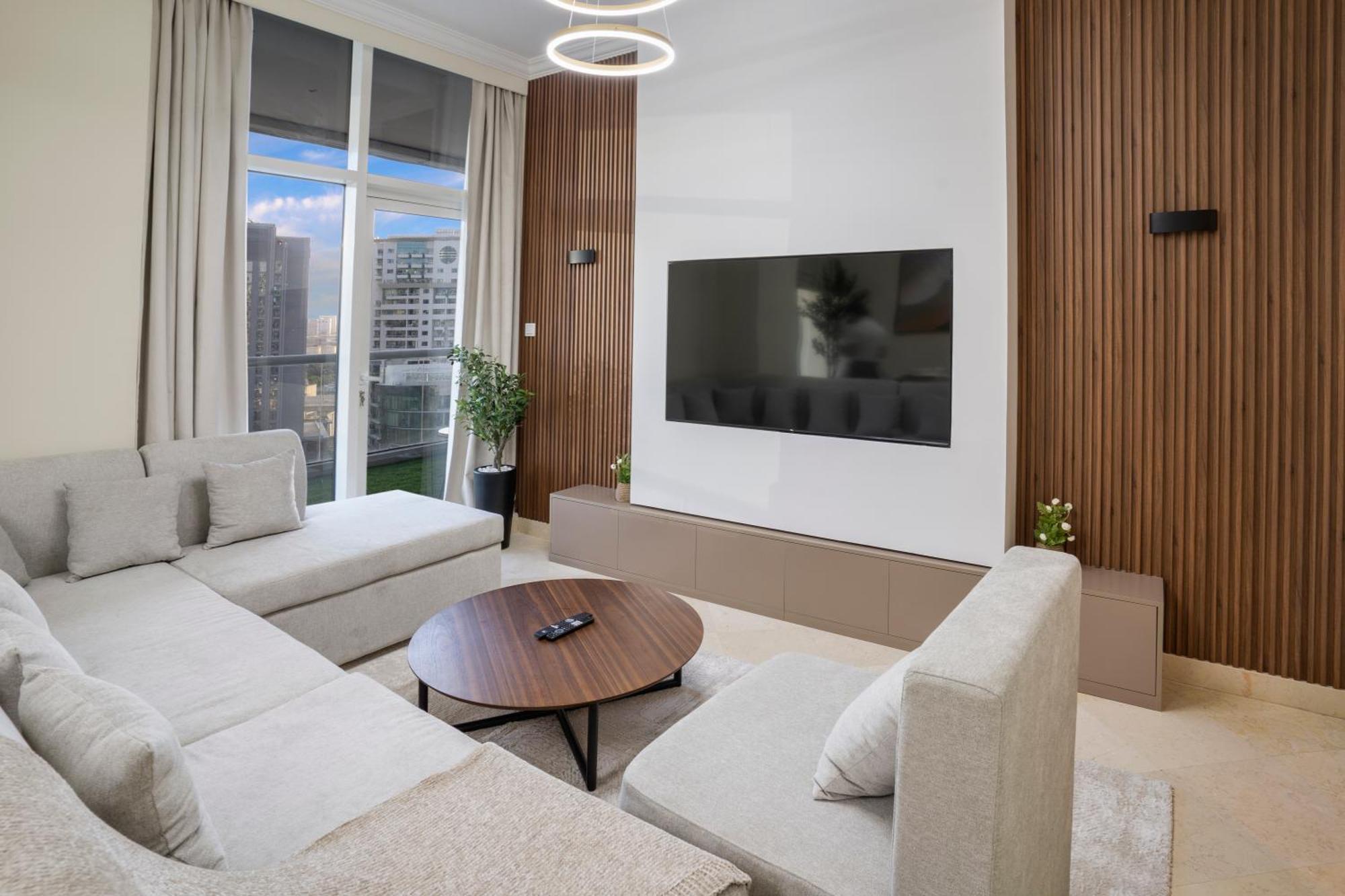 13 - Comfy 2Br Family Apartment With Breathtaking Waterfront View - Free Parking Apartment