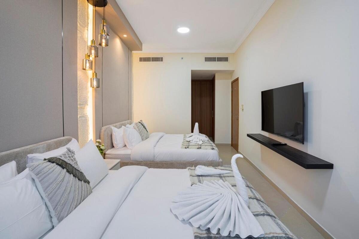 13 - Comfy 2Br Family Apartment With Breathtaking Waterfront View - Free Parking Apartment