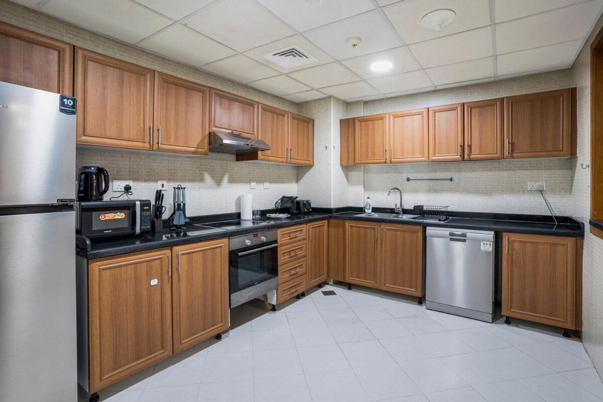 Apartment 13 - Comfy 2Br Family Apartment With Breathtaking Waterfront View - Free Parking *