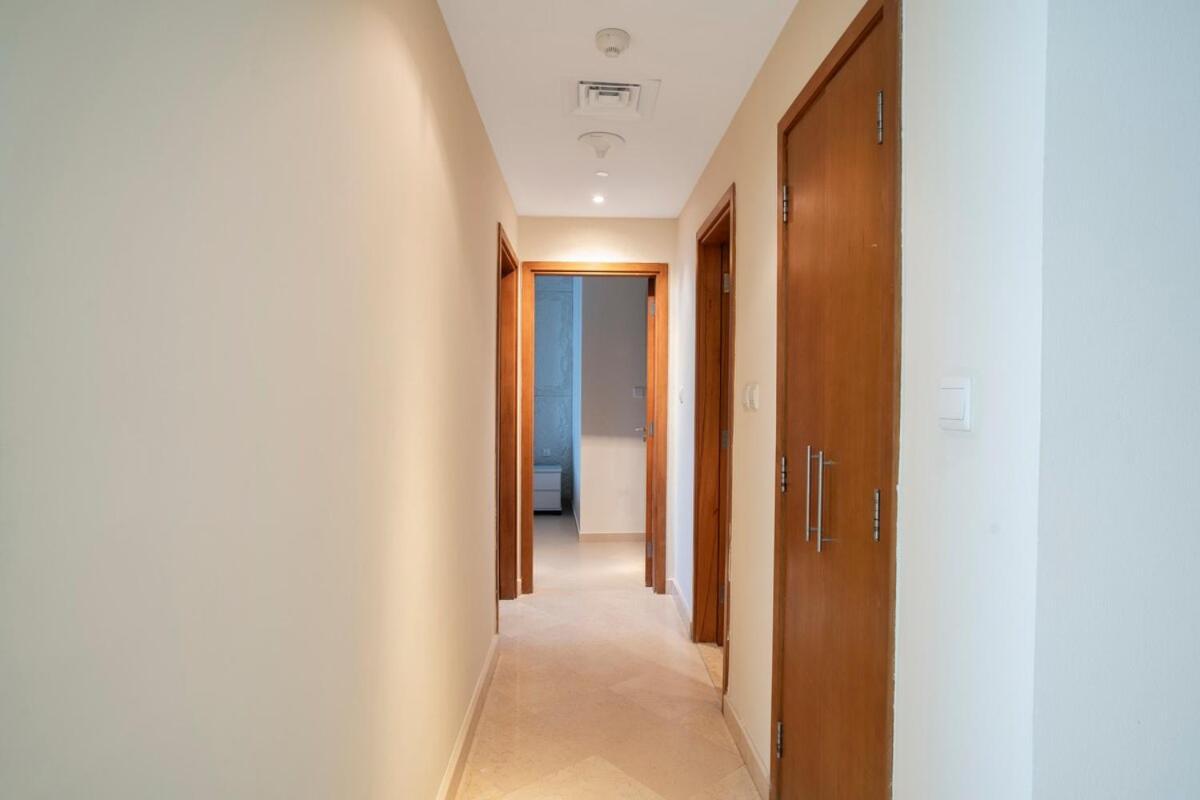 13 - Comfy 2Br Family Apartment With Breathtaking Waterfront View - Free Parking *