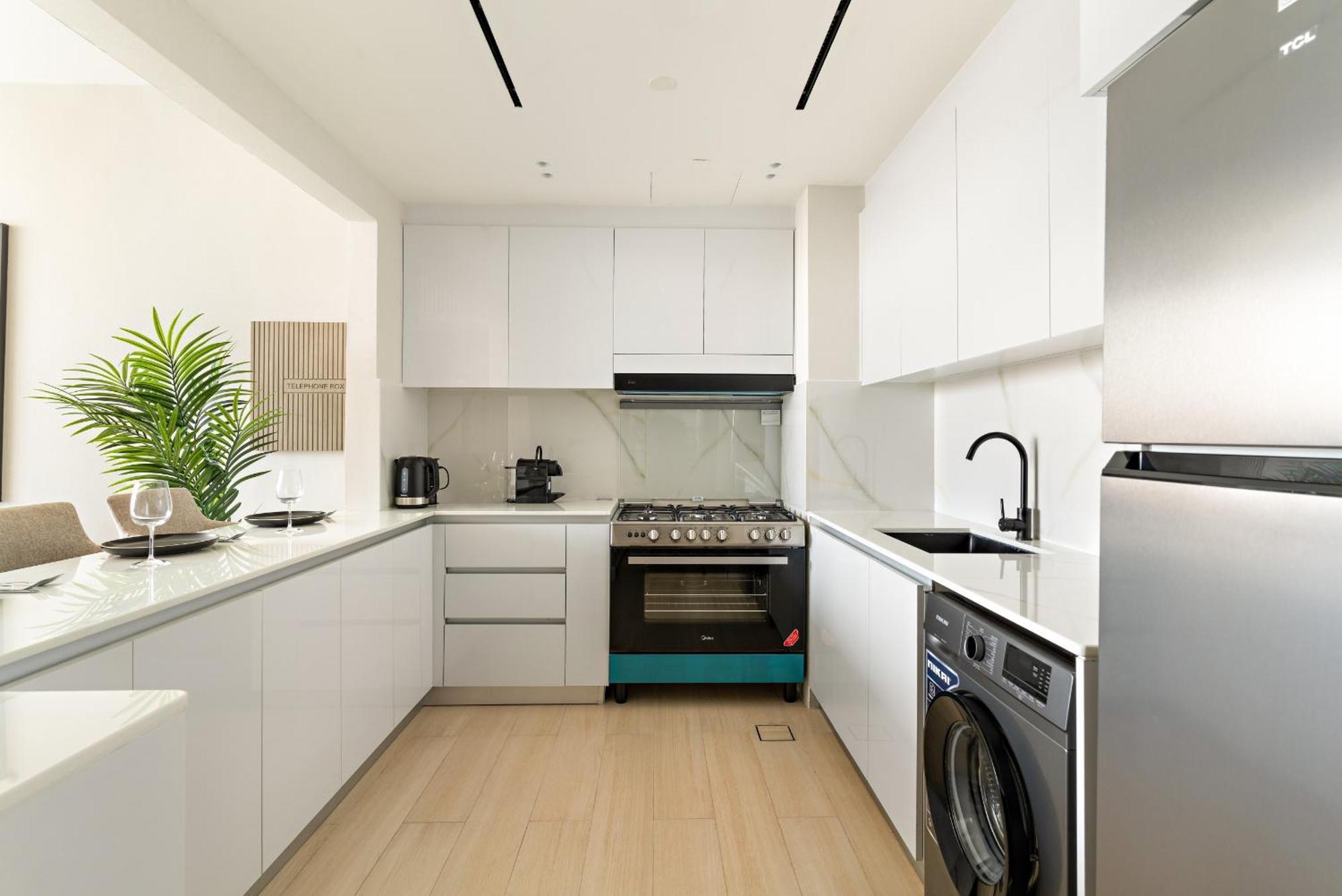 Apartment Vayk - Luxurious 2 Bd With Private Jacuzzi In Jvc *