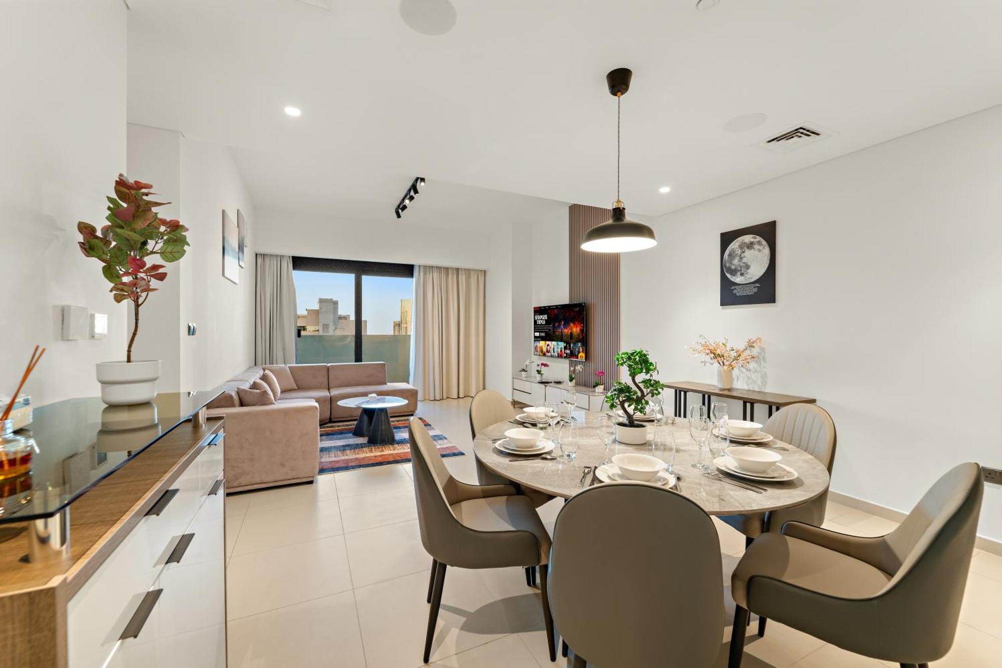 Luxe 4br With Burj View L Pool & Gym Apartment Dubai