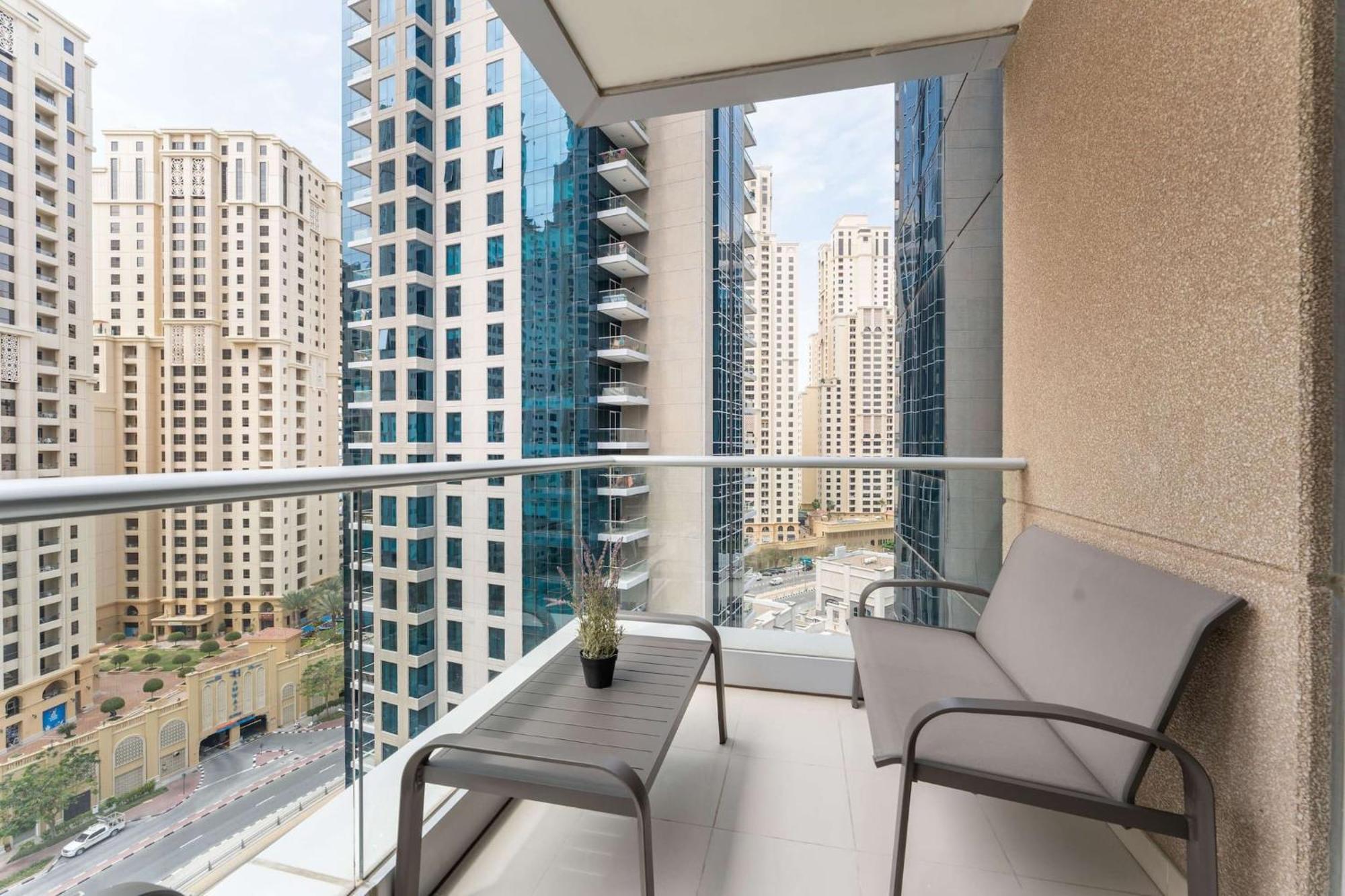 Apartment Luxurious 2 Bedroom Delphine Tower By Pk Holidays