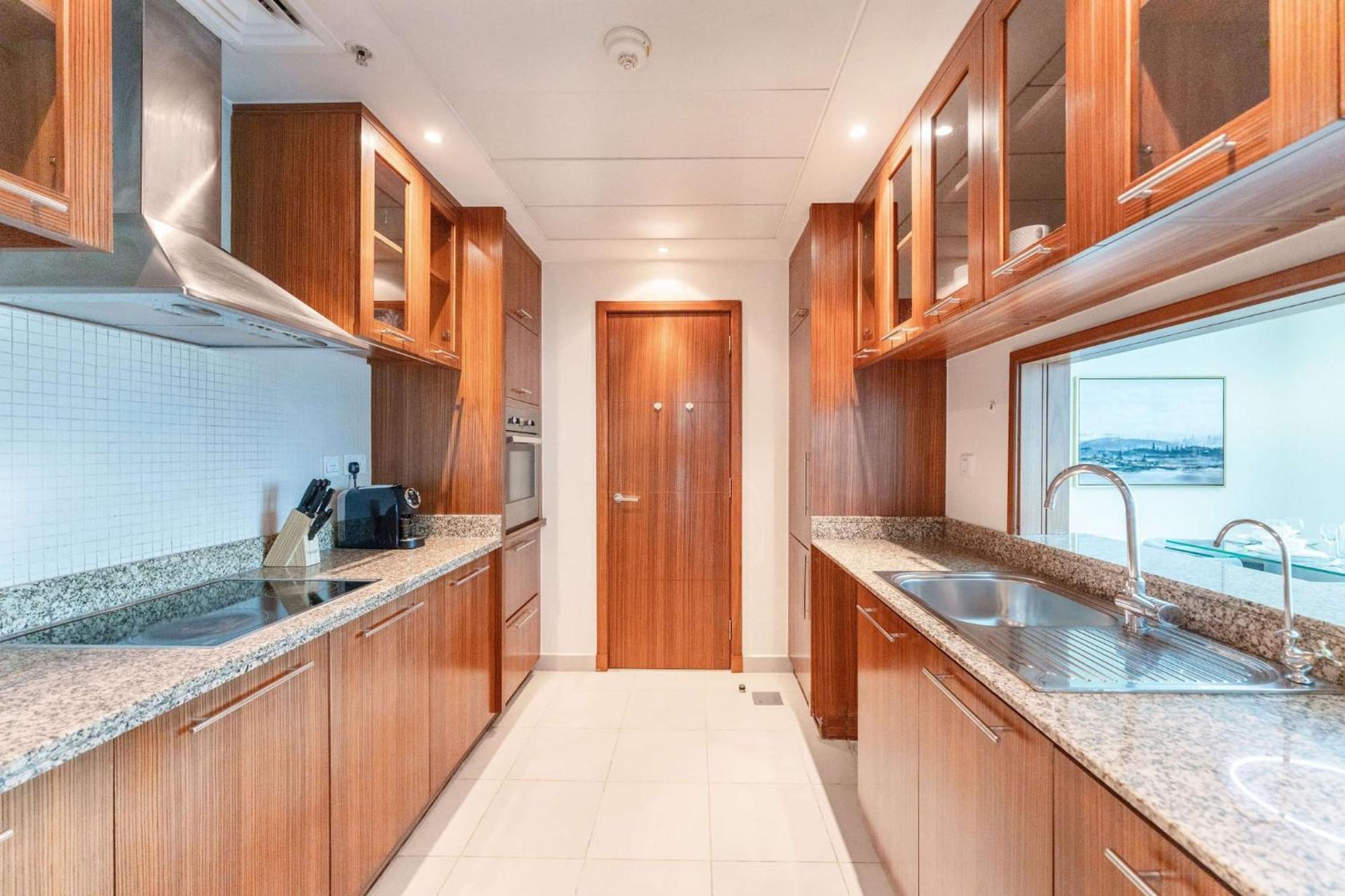 Apartment Luxurious 2 Bedroom Delphine Tower By Pk Holidays