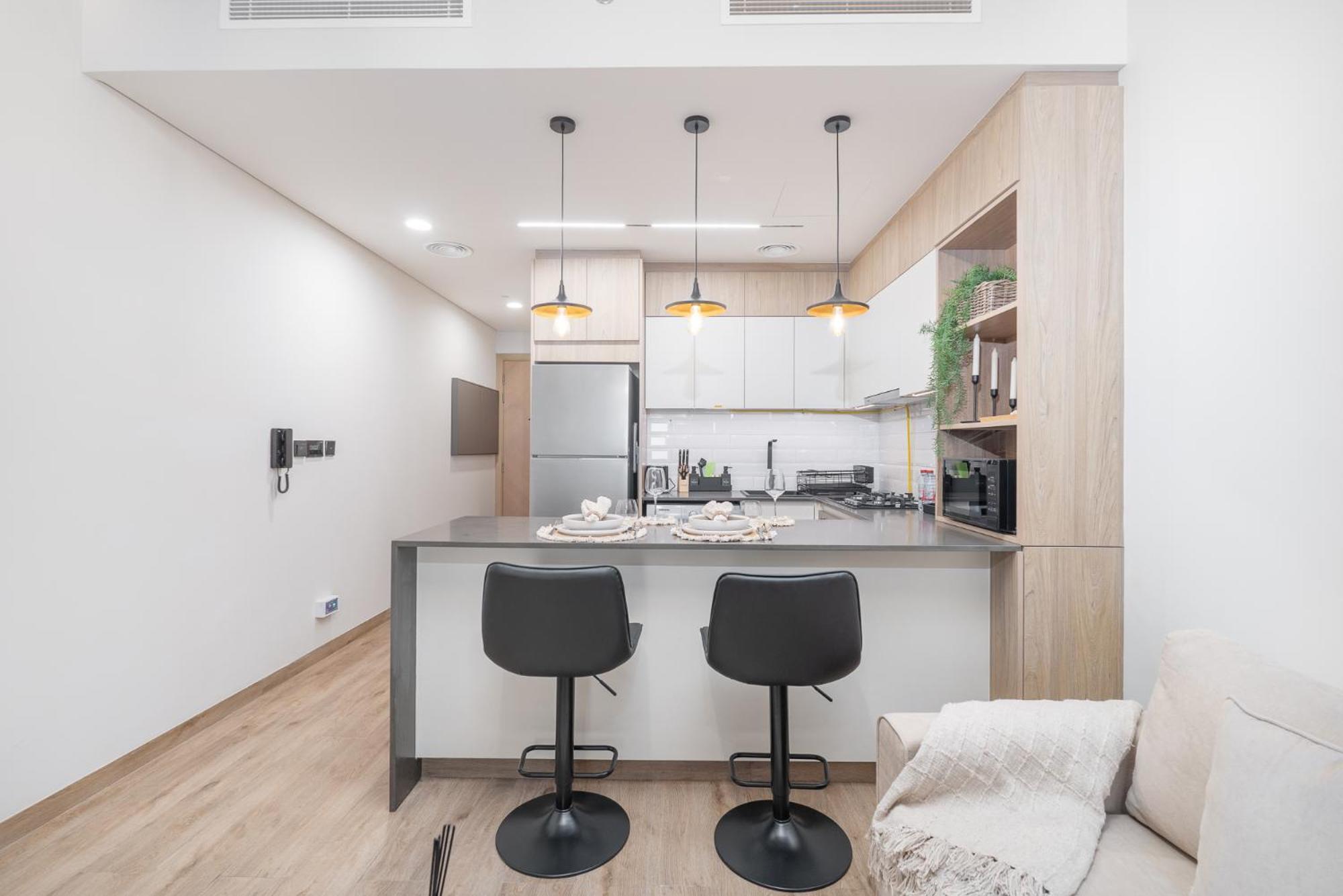 Apartment Smartly Designed In Jvc *