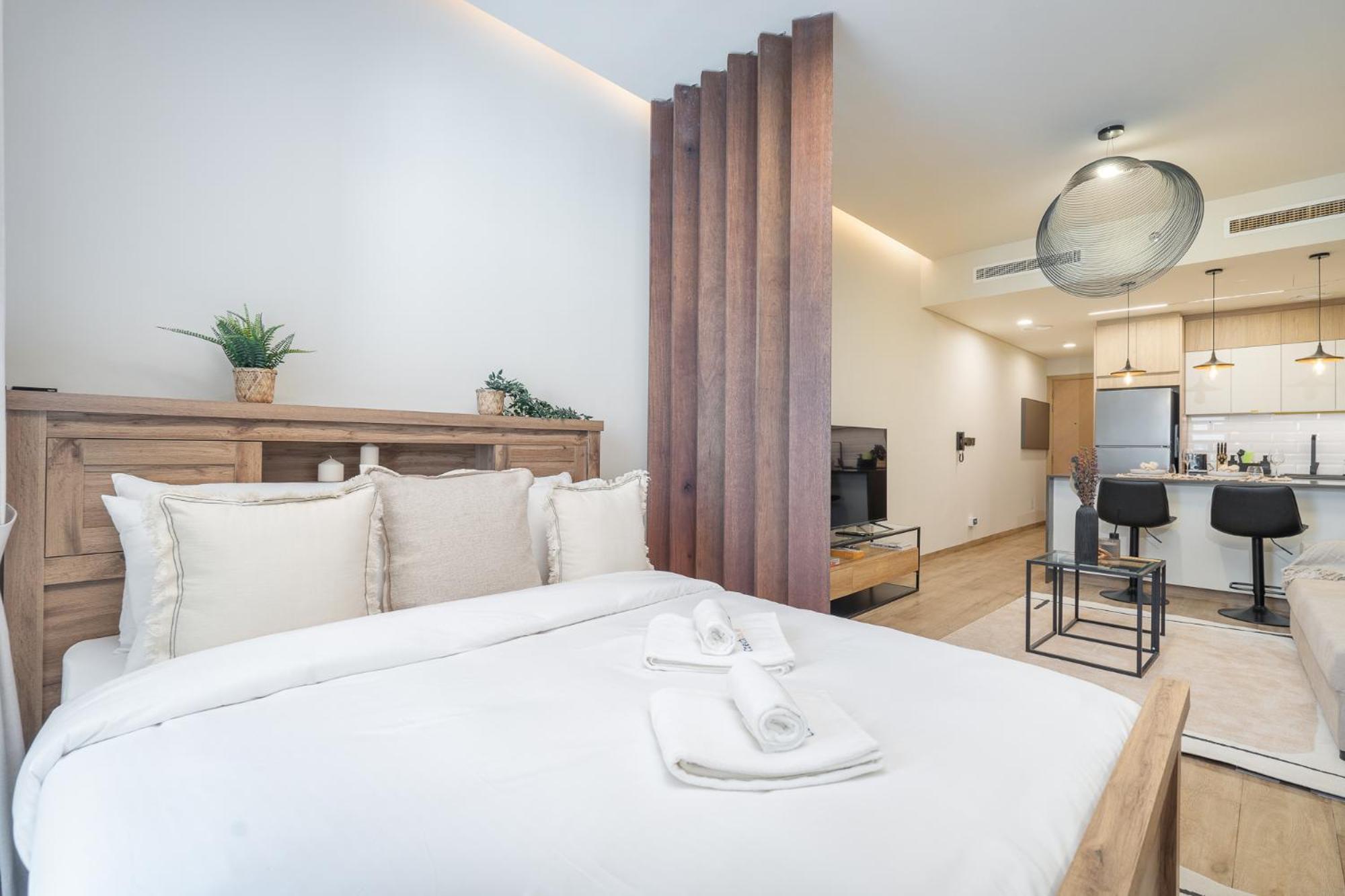 Smartly Designed In Jvc Apartment