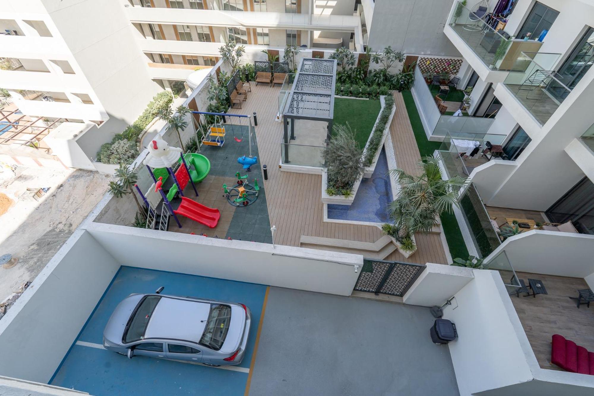 Apartment Smartly Designed In Jvc