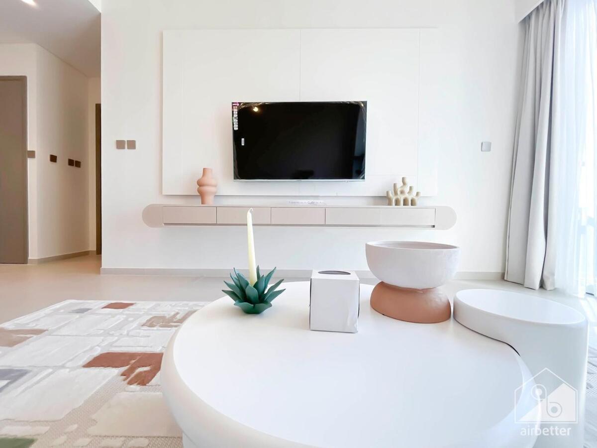 Grande Luxury 1b With Balcony & Views * Dubai