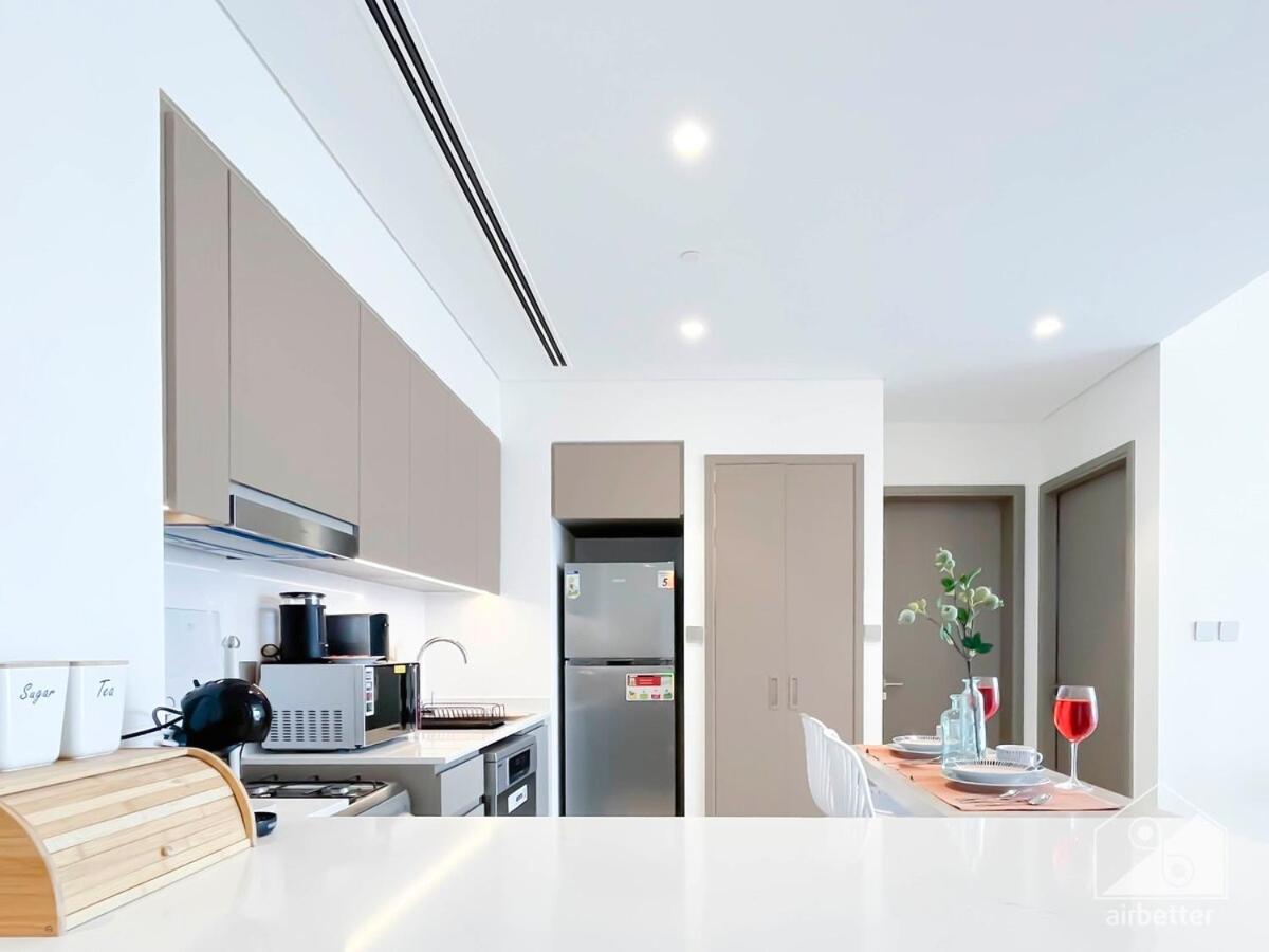 Grande Luxury 1b With Balcony & Views