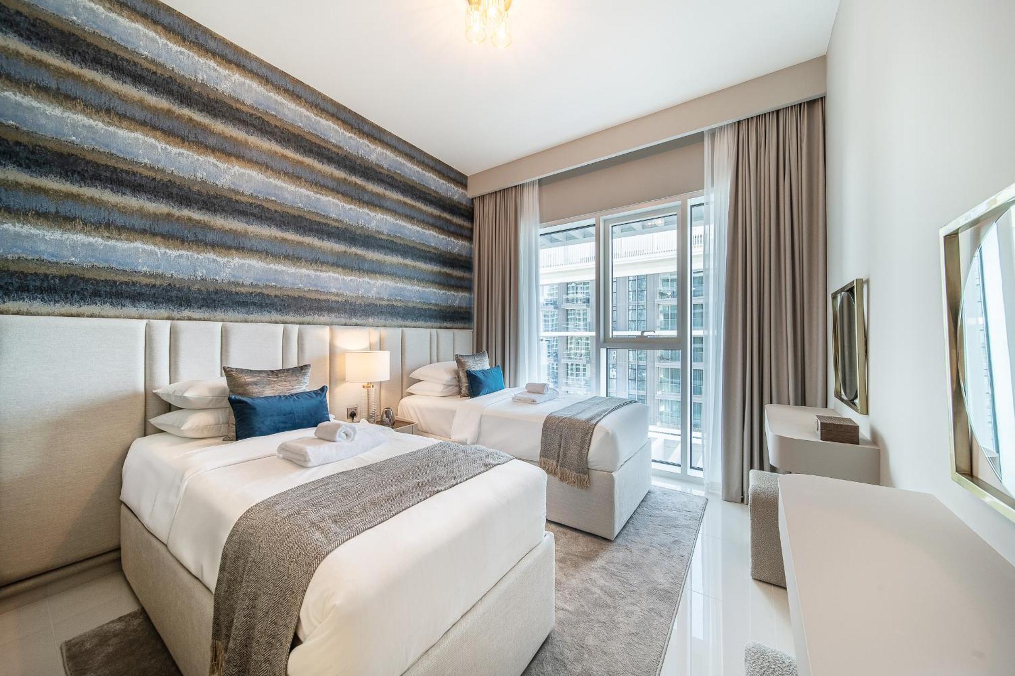 Stunning 2br Waterfront For 5 At Grand Bleu 02 *