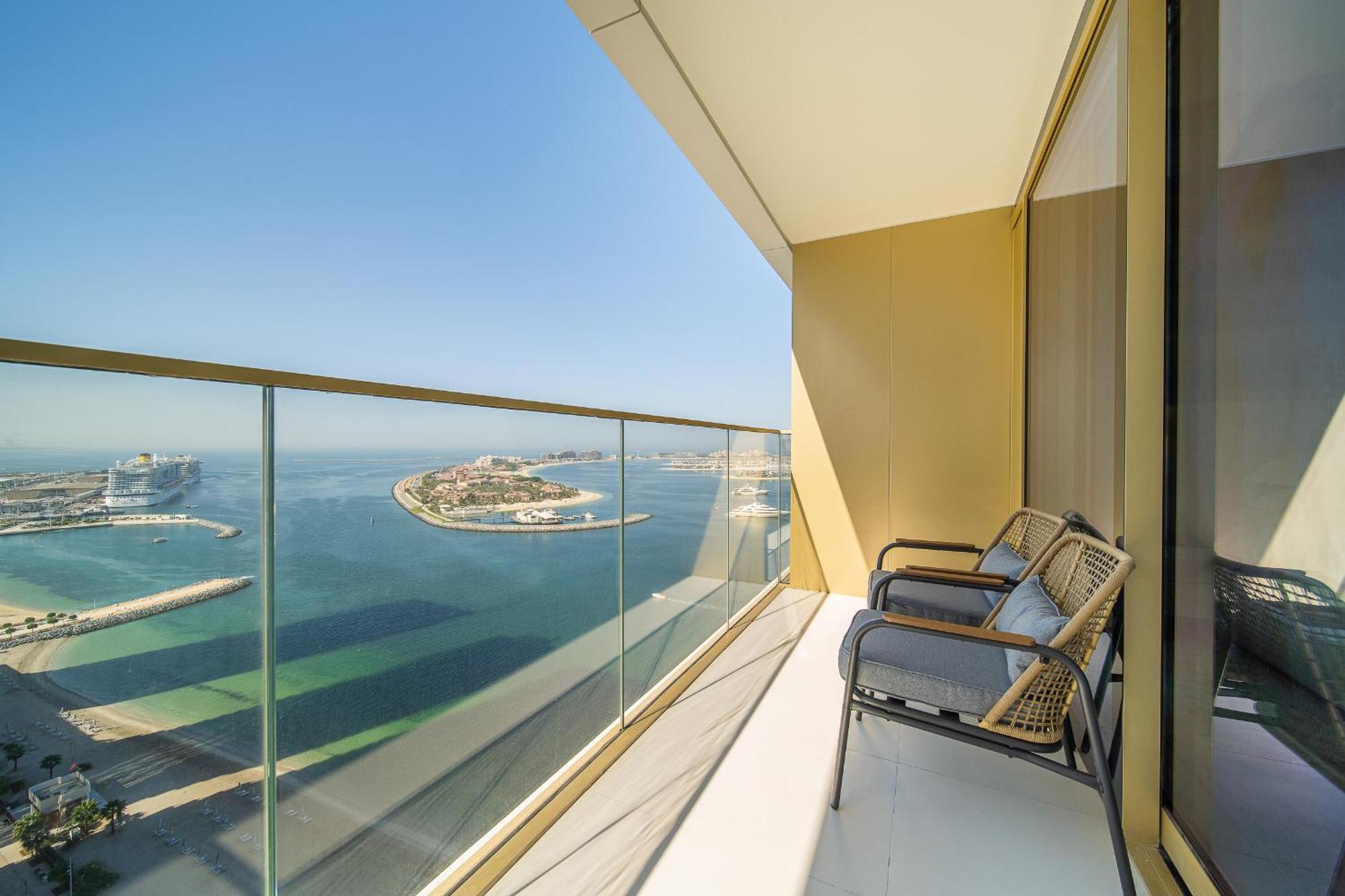 Stunning 2br Waterfront For 5 At Grand Bleu 02 Dubai