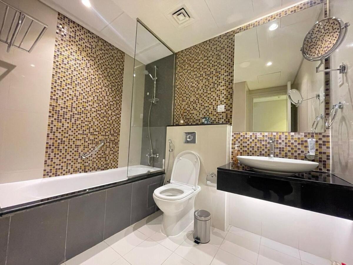 Apartment Unmatched Luxury Perfectly Located Next To Mall And Burj Khalifa