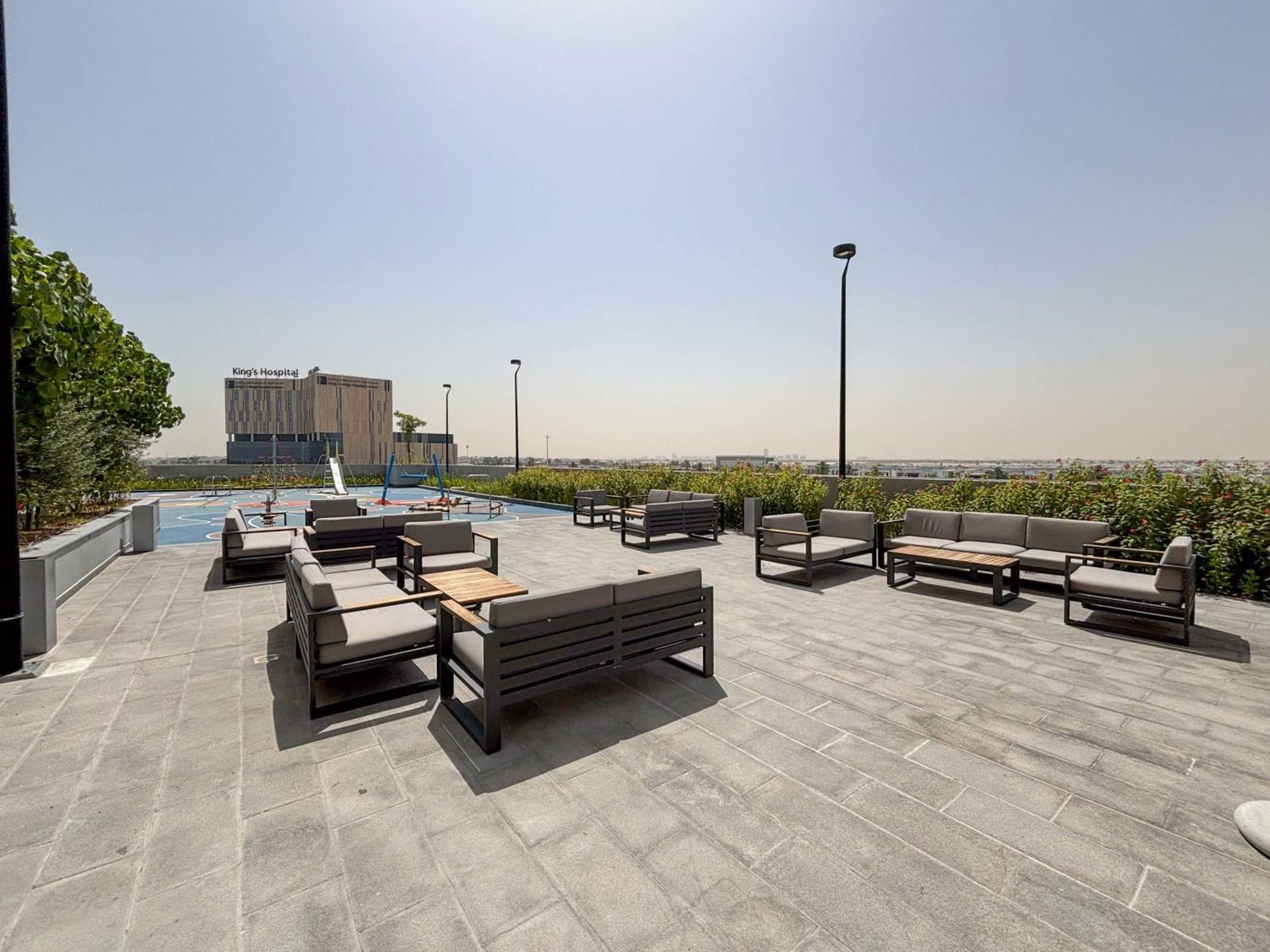 Apartment Frank Porter - Prive Dubai