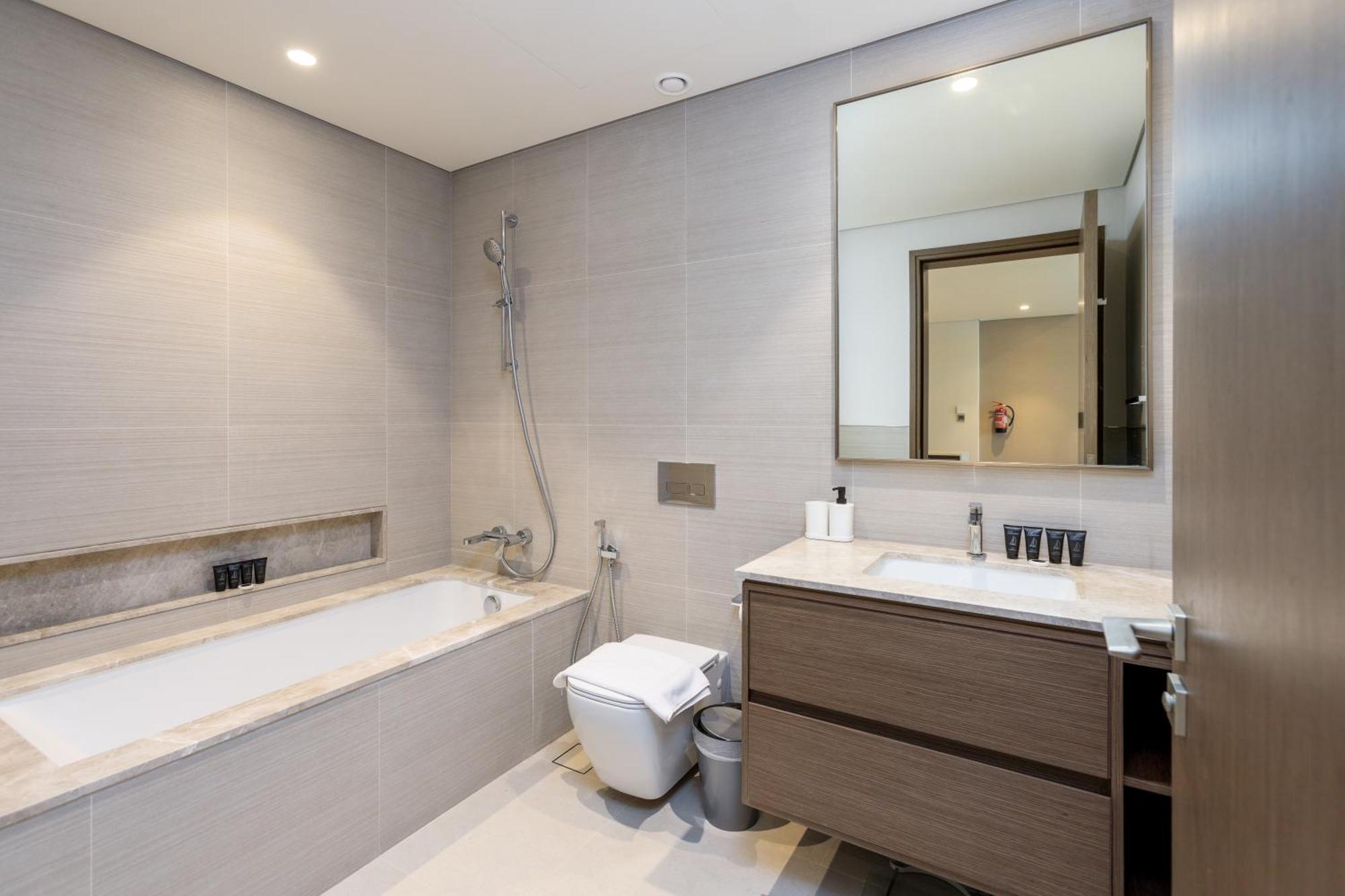 Apartment Brand New 1br Near Burj Khalifa & Mall - Allsopp & Allsopp *